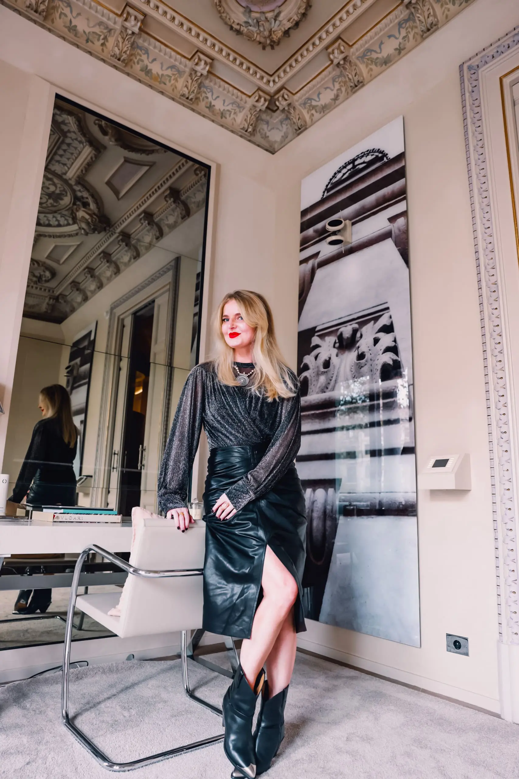 Black Skirt Outfit Ideas