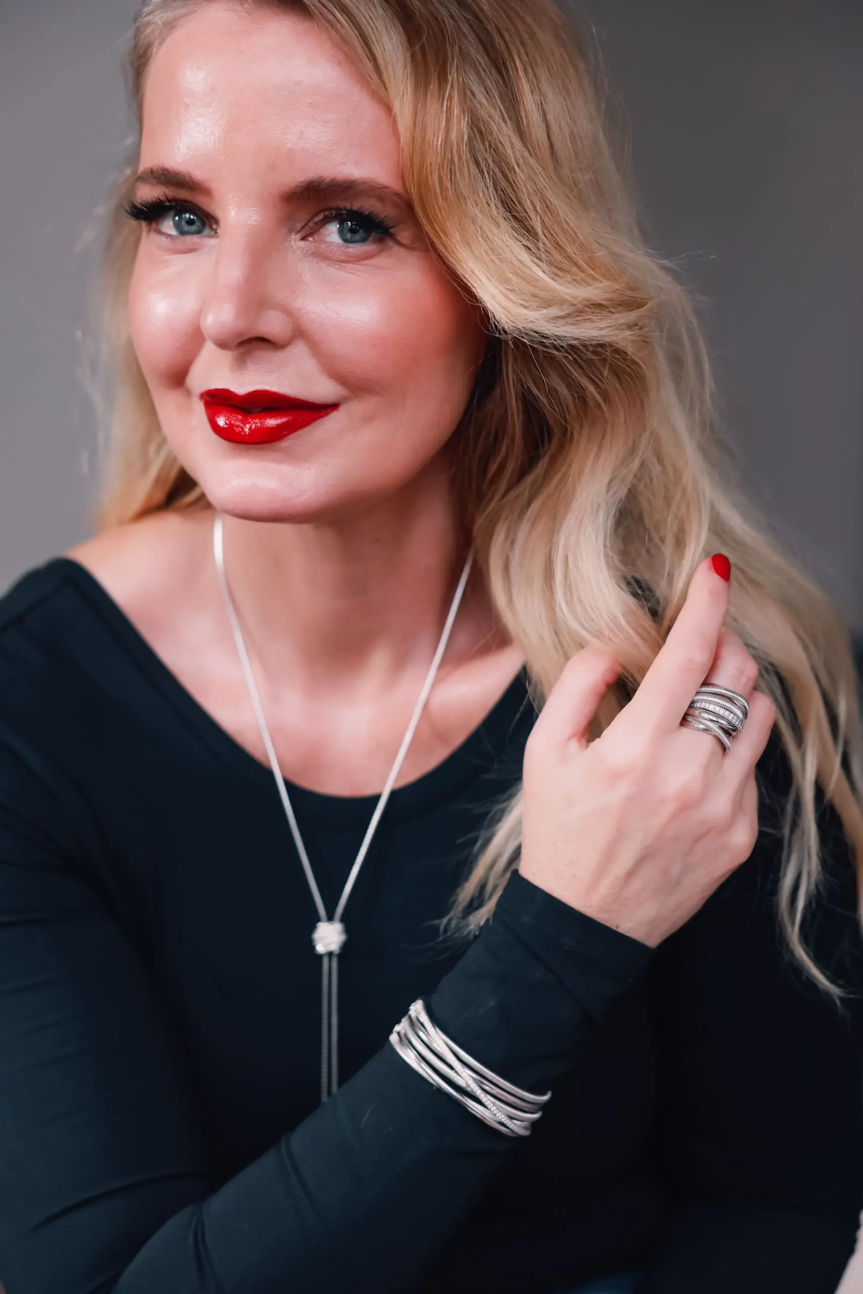 midlife awakening, midlife best life, judith ripka jewelry, judith ripka fine jewelry, judith ripka, erin busbee, madrid, spain, fine jewelry, best silver fine jewelry, high quality silver jewelry