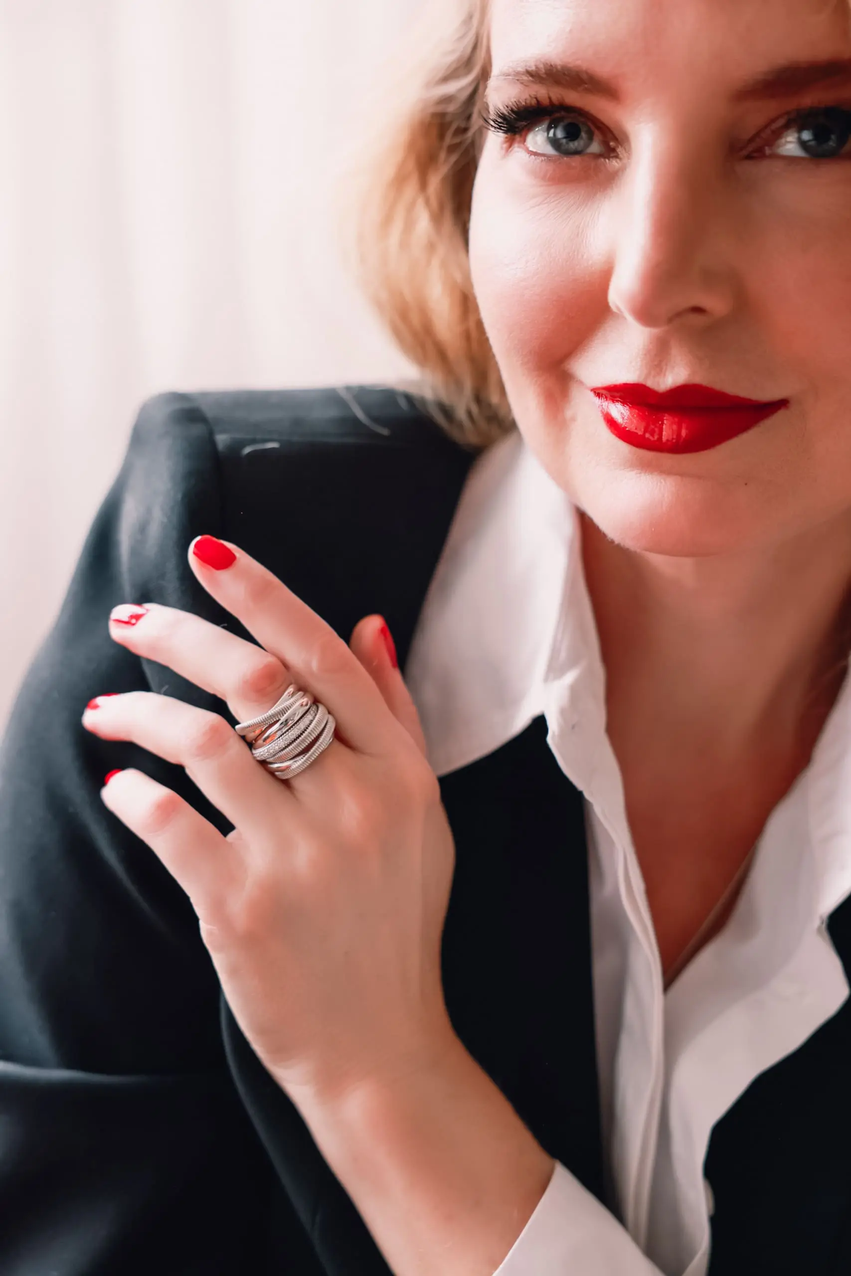 midlife awakening, midlife best life, judith ripka jewelry, judith ripka fine jewelry, judith ripka, erin busbee, madrid, spain, fine jewelry, best silver fine jewelry, high quality silver jewelry