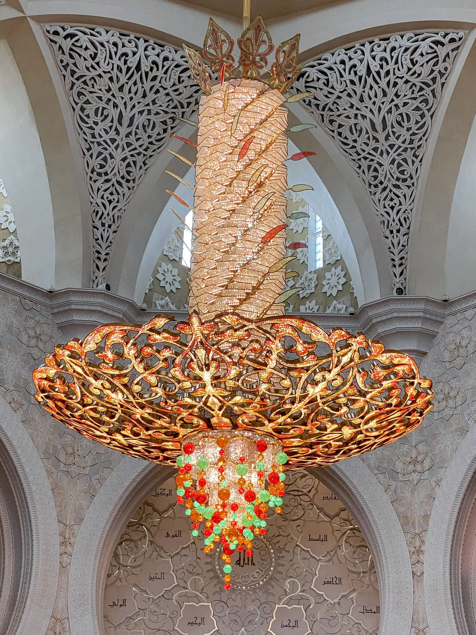 planning a trip to the middle east, where to go in the middle east, how to plan a trip to the middle east, abu dhabi, united arab emirates, UAE, erin busbee, busbee style, busbee family travels, Abu Dhabi trip, what to do in Abu Dhabi, Sheikh Zayad Grand Mosque, chandeliers in Sheikh Zayad Grand Mosque