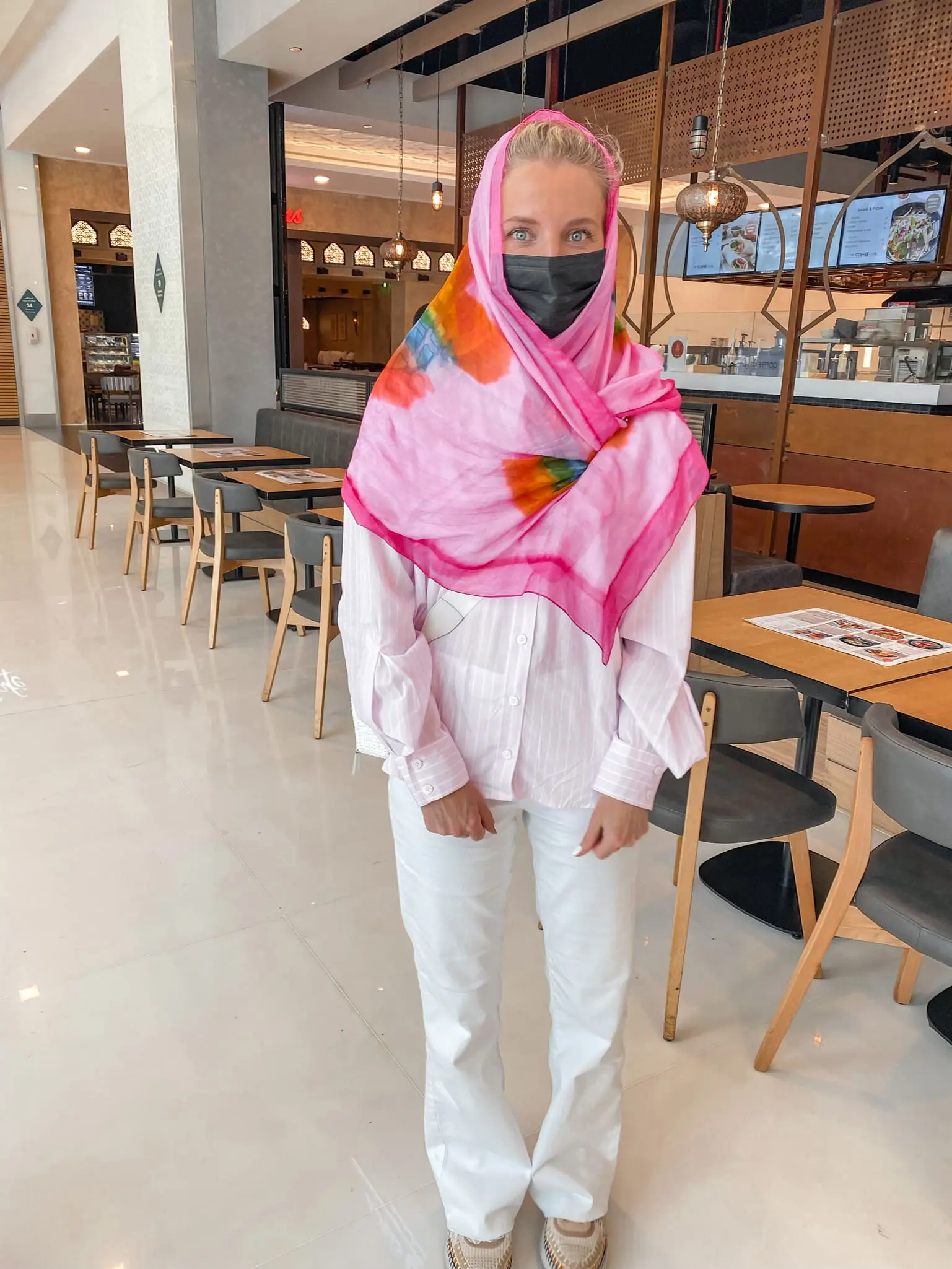 planning a trip to the middle east, where to go in the middle east, how to plan a trip to the middle east, abu dhabi, united arab emirates, UAE, erin busbee, busbee style, busbee family travels, Abu Dhabi trip, what to do in Abu Dhabi, Sheikh Zayad Grand Mosque, what to wear to Sheikh Zayad Grand Mosque