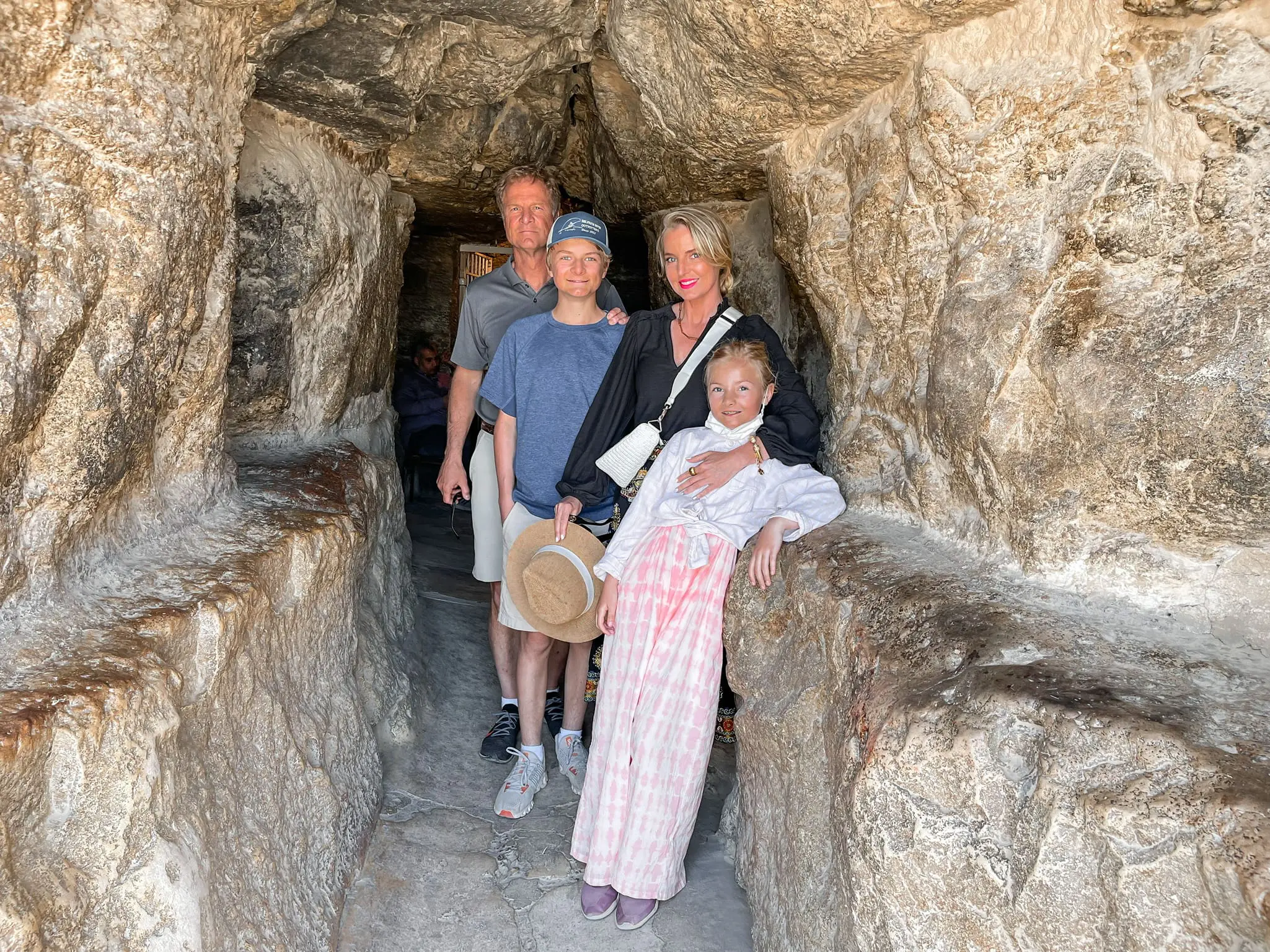 planning a trip to the middle east, where to go in the middle east, how to plan a trip to the middle east, The Great Pyramids of Giza, Egypt, Cairo Egypt, erin busbee, busbee style, busbee family travels, cairo trip, great pyramids of giza trip