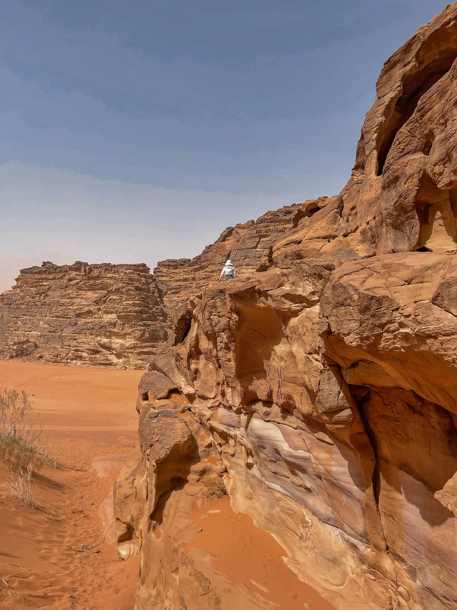 planning a trip to the middle east, where to go in the middle east, how to plan a trip to the middle east, Jordan, Jordan Desert, erin busbee, busbee style, busbee family travels, Jordan Desert trip, explore jordan desert, camel rides in jordan desert, wadi rum, Valley of the moon