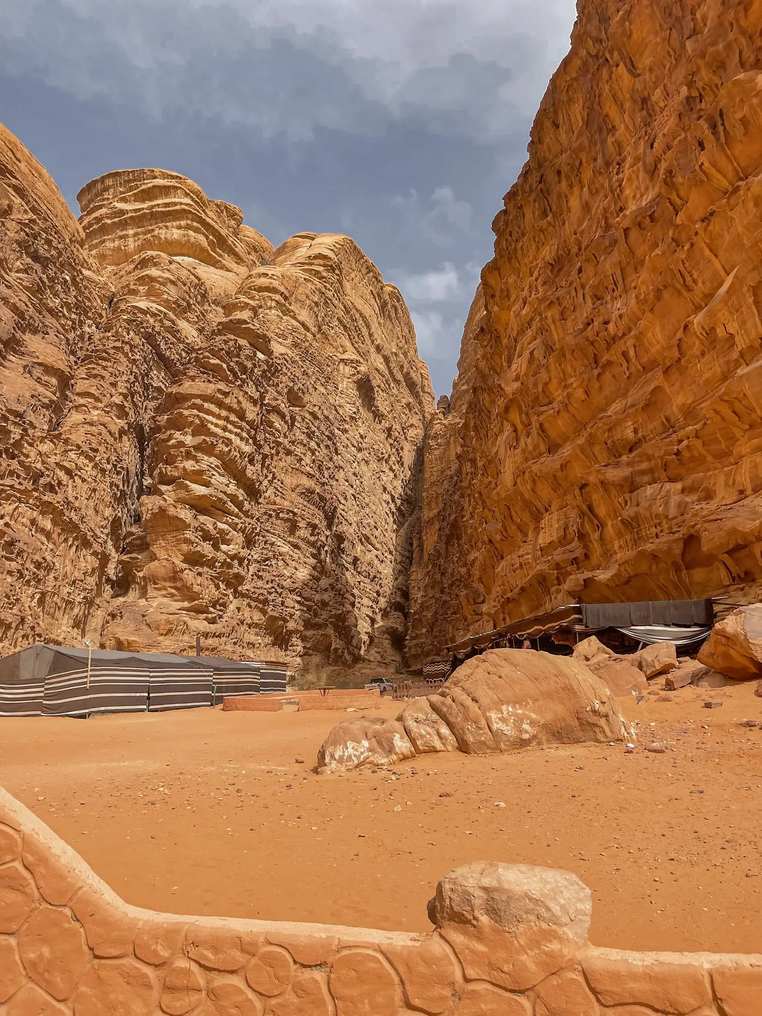 planning a trip to the middle east, where to go in the middle east, how to plan a trip to the middle east, Jordan, Jordan Desert, erin busbee, busbee style, busbee family travels, Jordan Desert trip, explore jordan desert, camel rides in jordan desert, wadi rum, Valley of the moon