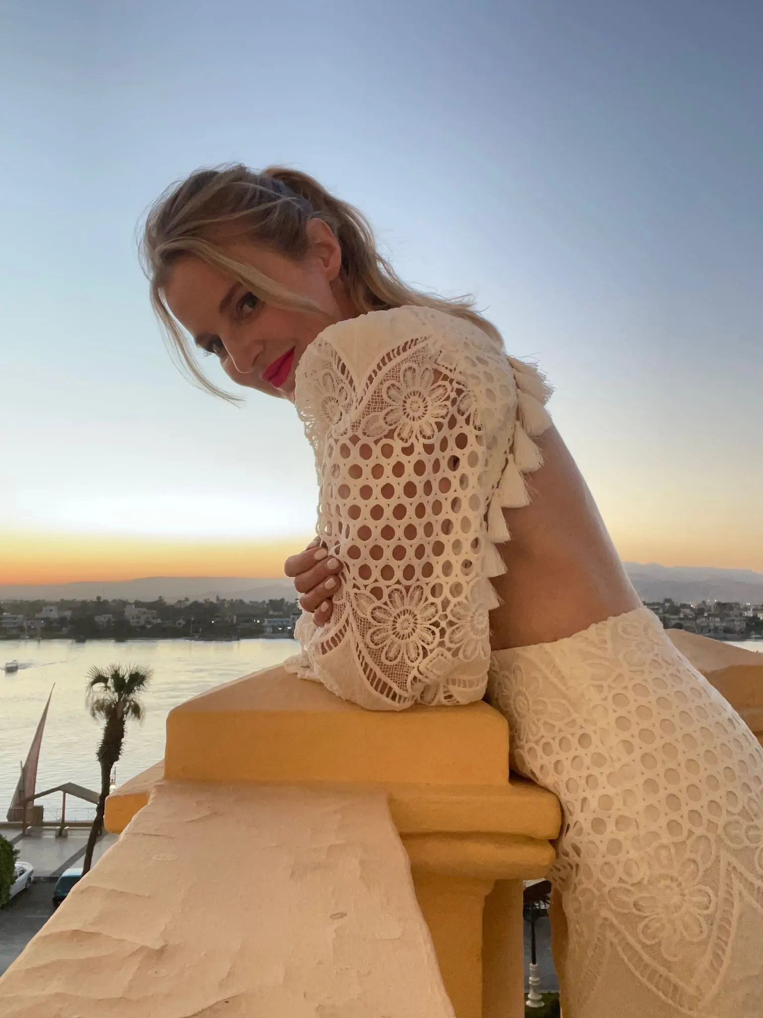 how to dress in middle east, womens dress code in middle east, middle eastern dress female, how to blend in in the middle east, shoes to wear in middle east, what to wear in middle east, how to look stylish in middle east, erin busbee, busbee style, elliatt white backless tassel dress, luxor egypt