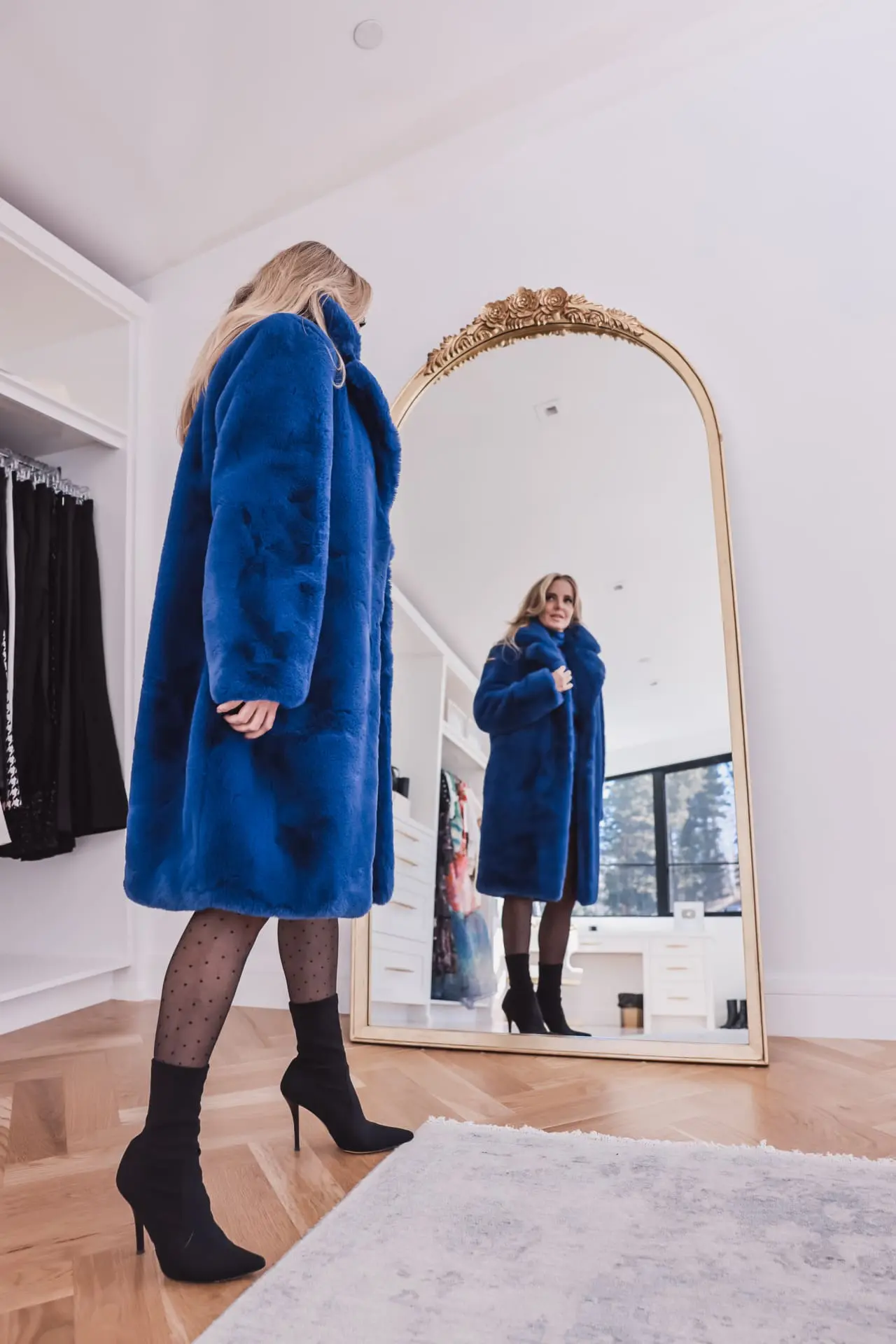 blue holiday fashion