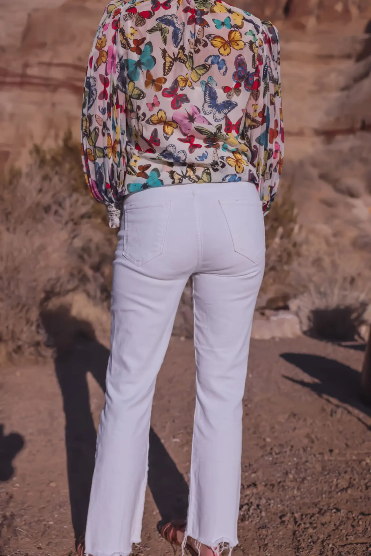 casual easter outfit with jeans