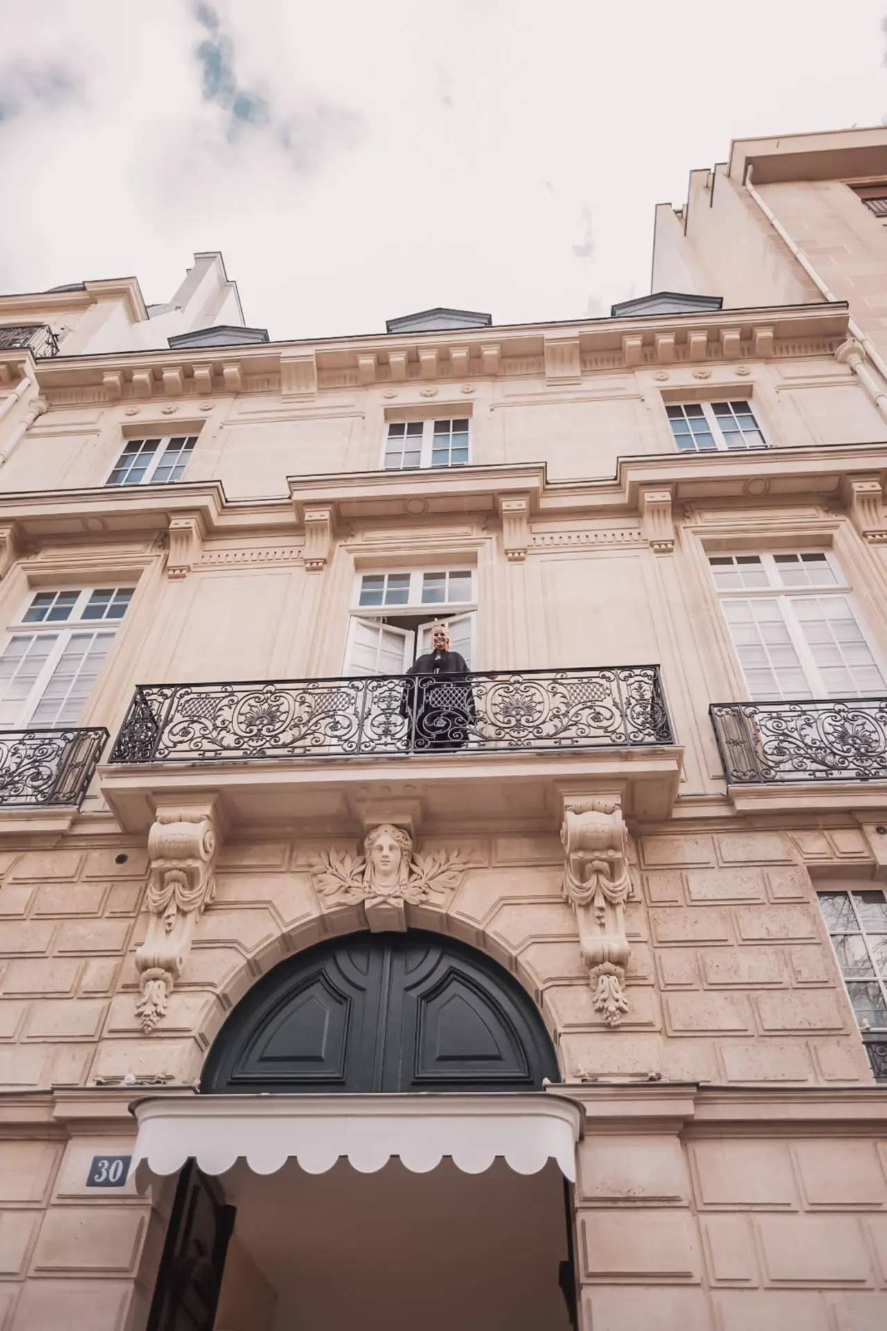 dior balcony