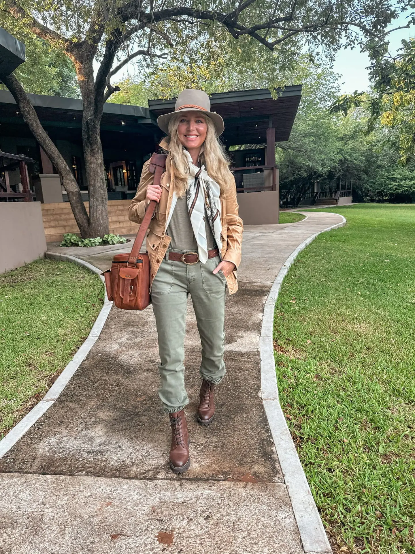 what to wear in Africa | Chic Africa Outfits