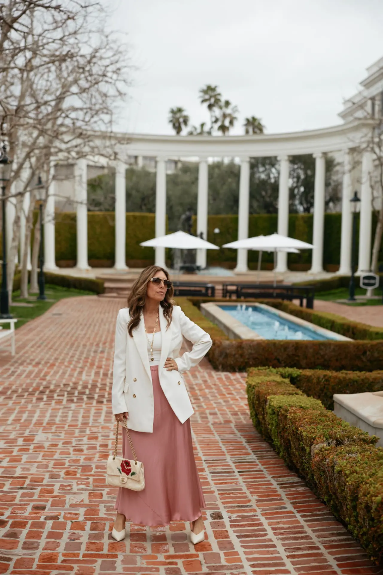 Skirt & Blazer Spring Office Outfits