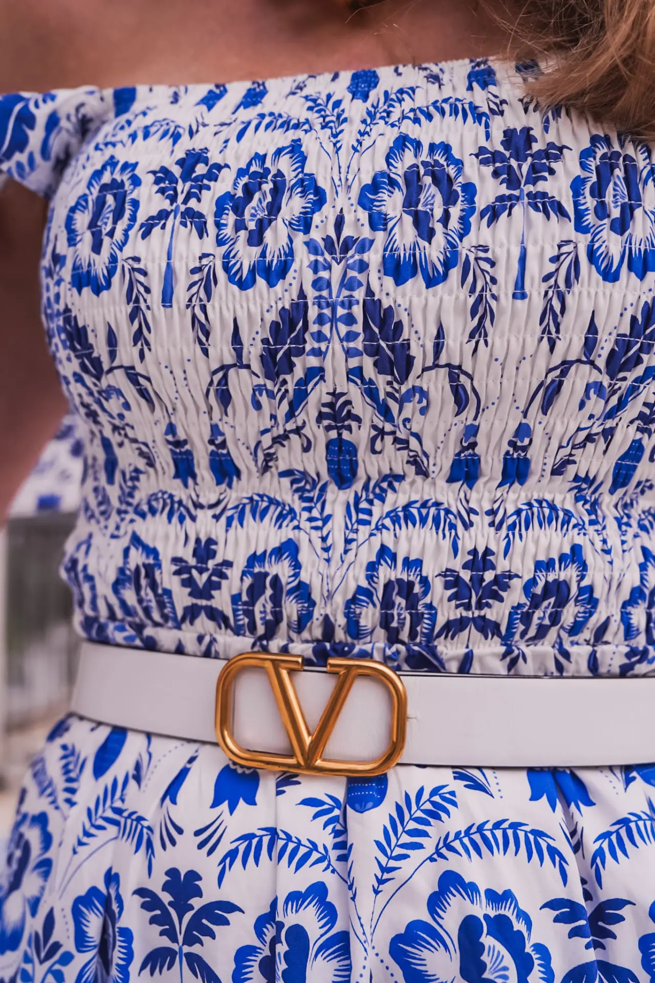dress smocking detail