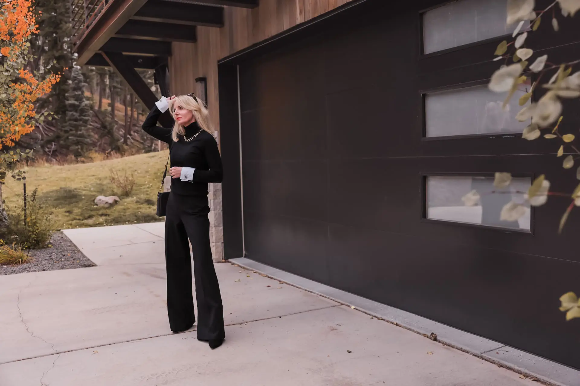 Slimming Black Pants outfit