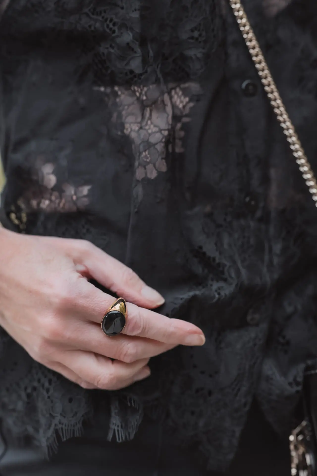 signet ring