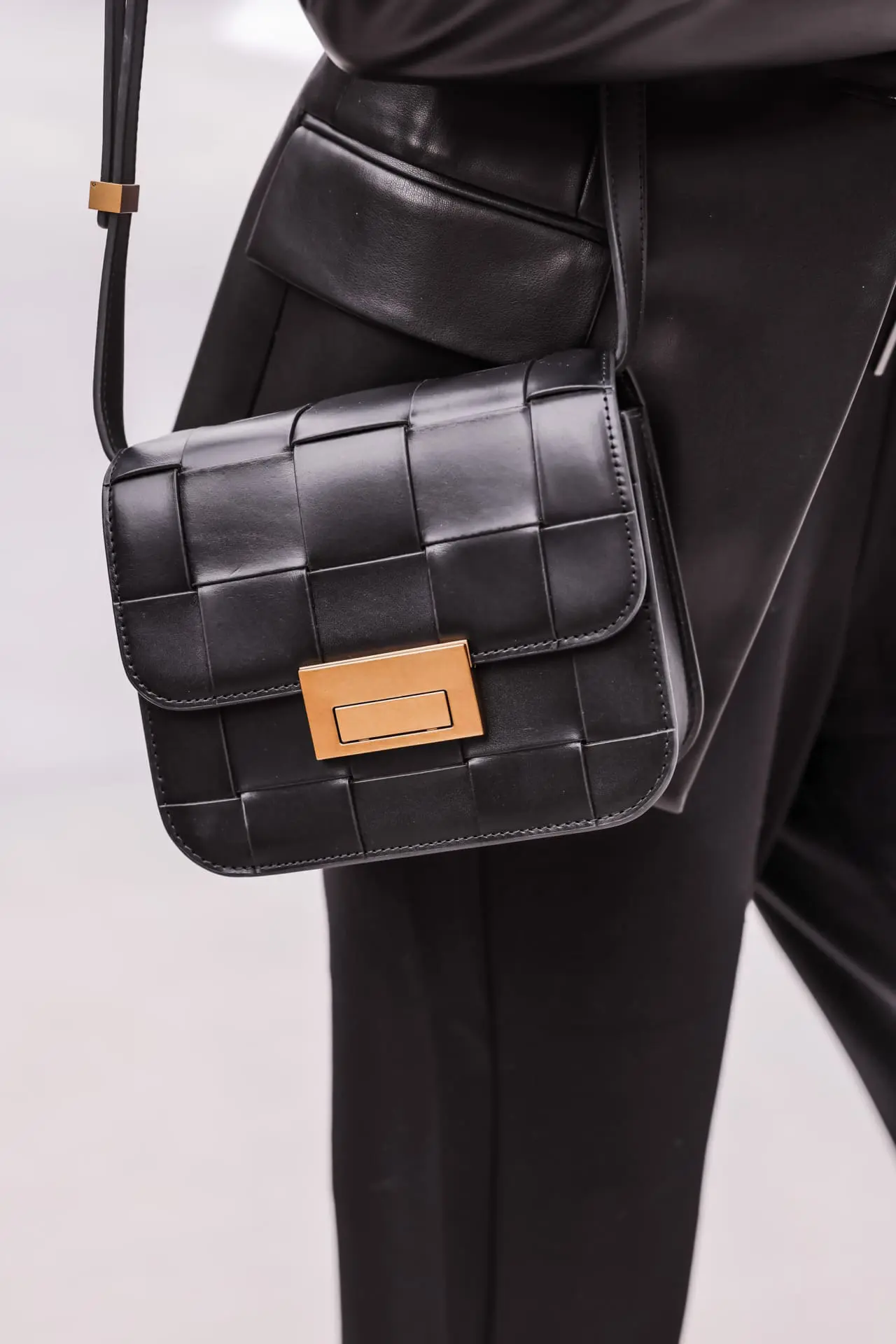 Chic Crossbody Bag