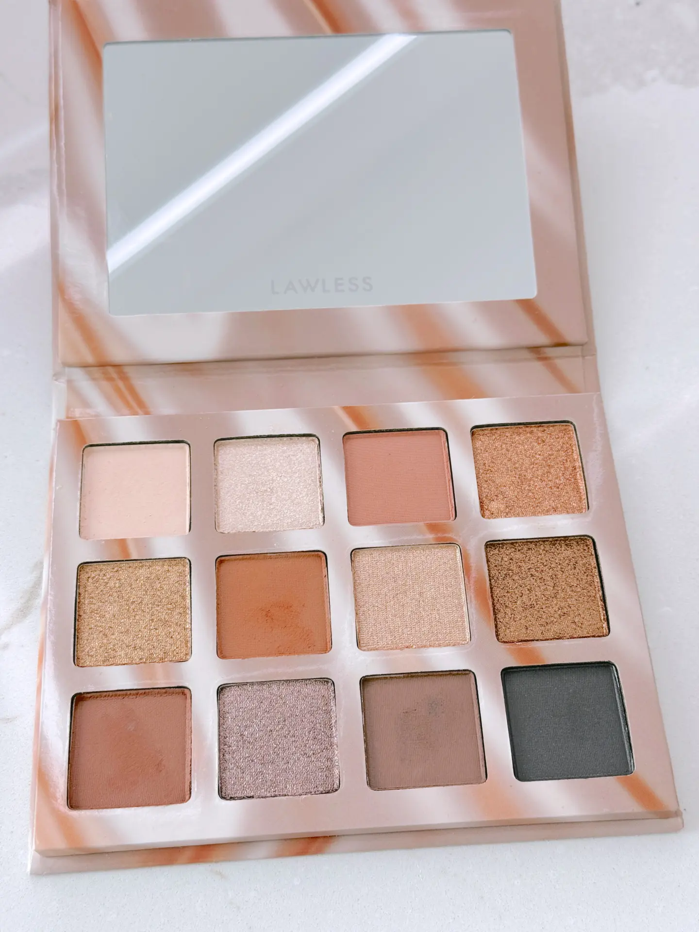 lawless the dreamy dozen eyeshadow palette, easy makeup routine, summer beauty staples 