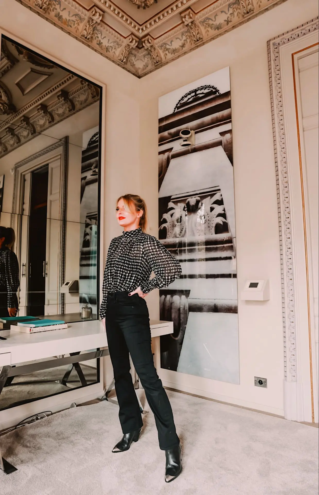 tips for how to style the western trend in a chic way