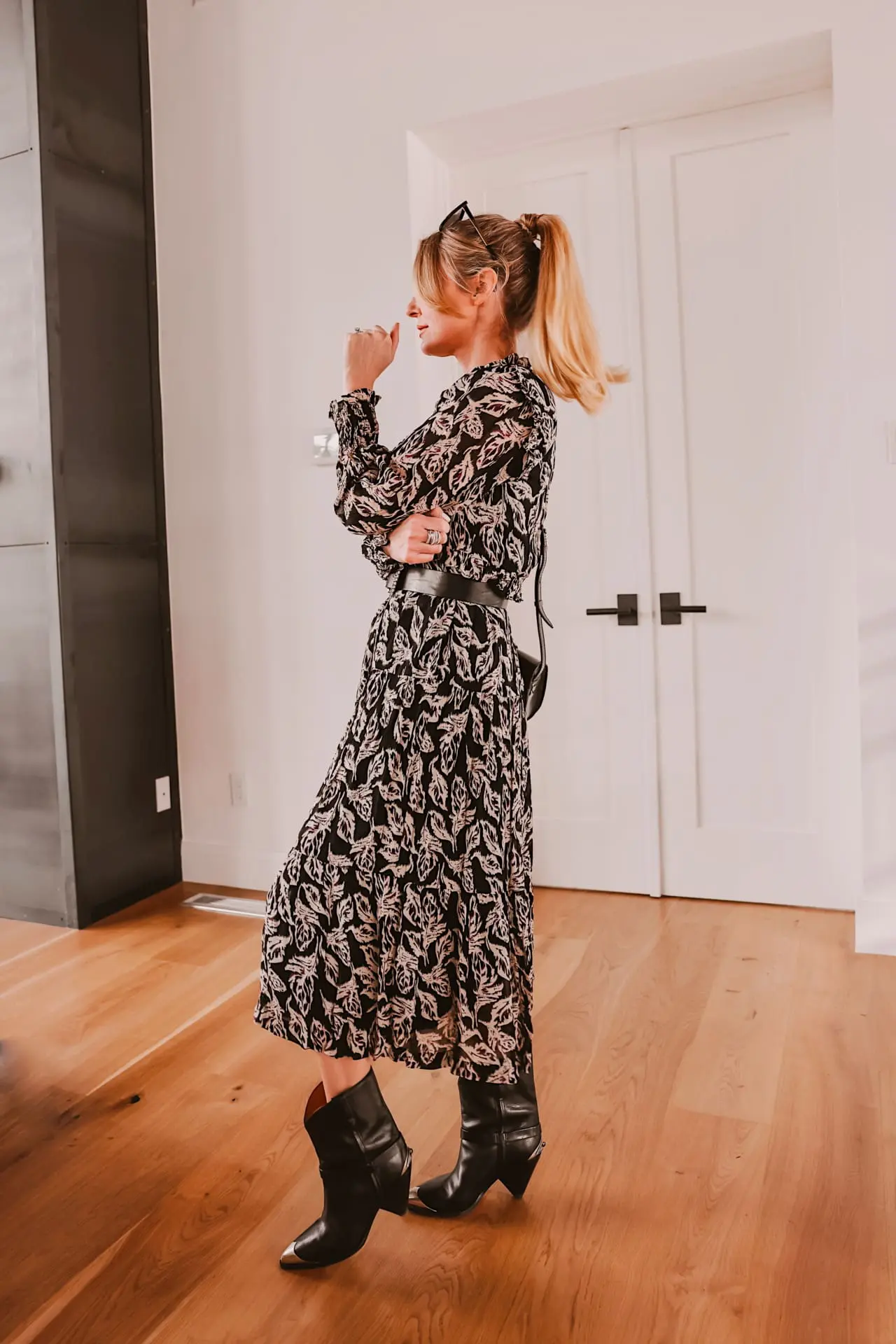 tips for how to style the western trend in a chic way