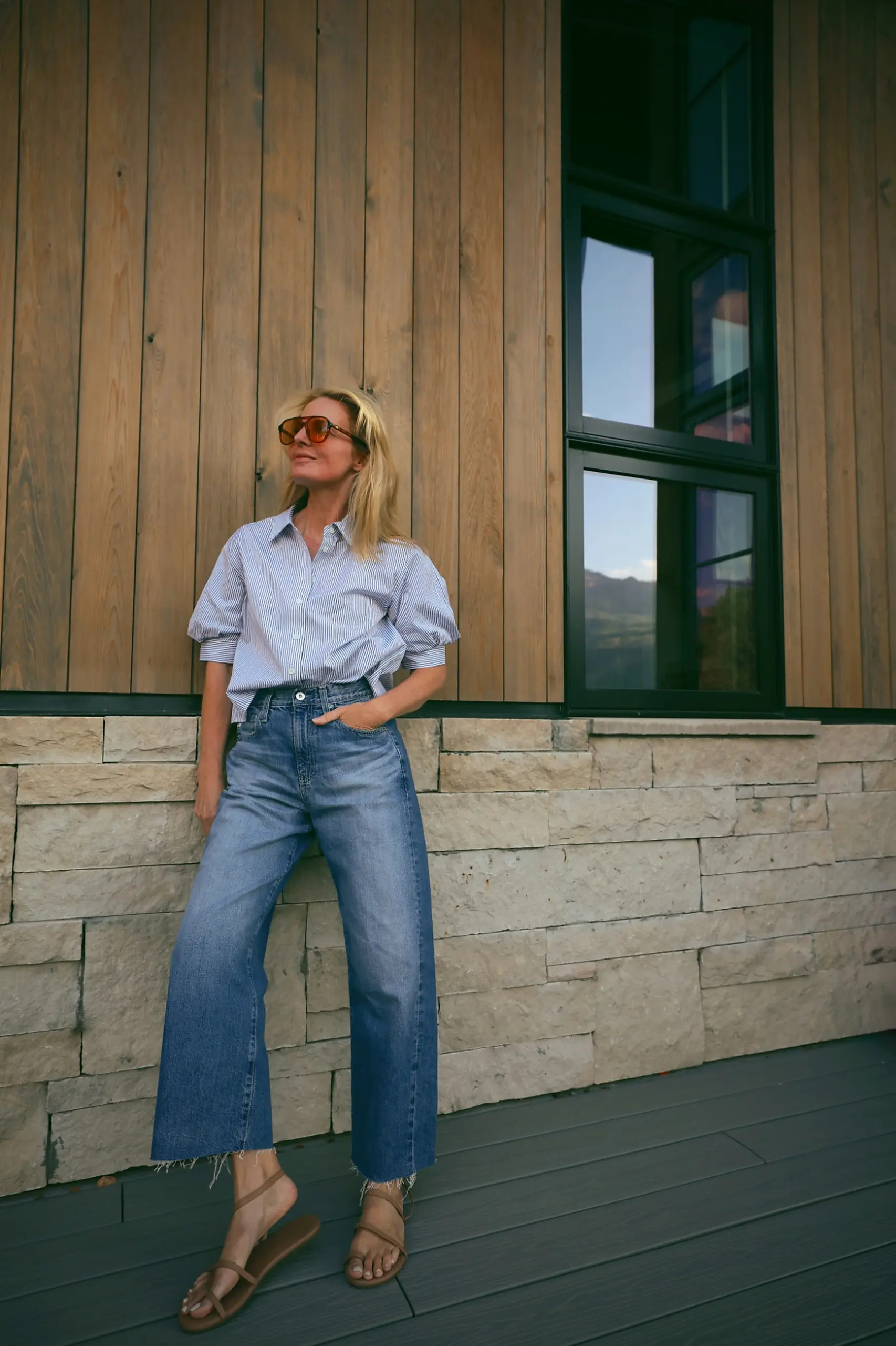 AG Hattie crop barrel leg jeans
