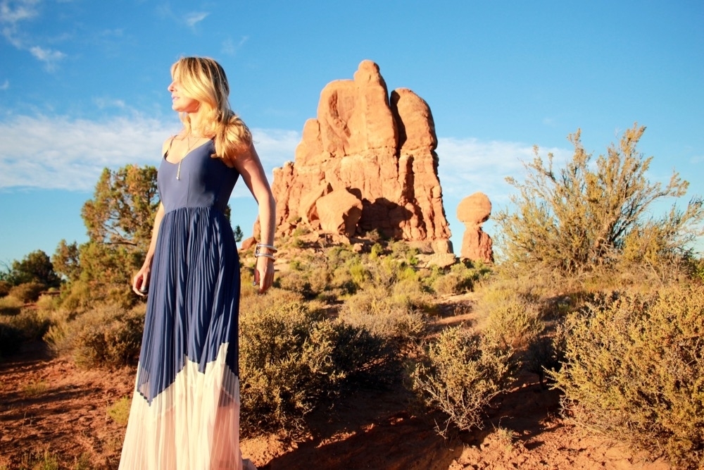 Maxi Dress, dessert, red rocks, pleated dress, color-block dress, moab, utah, arches national park