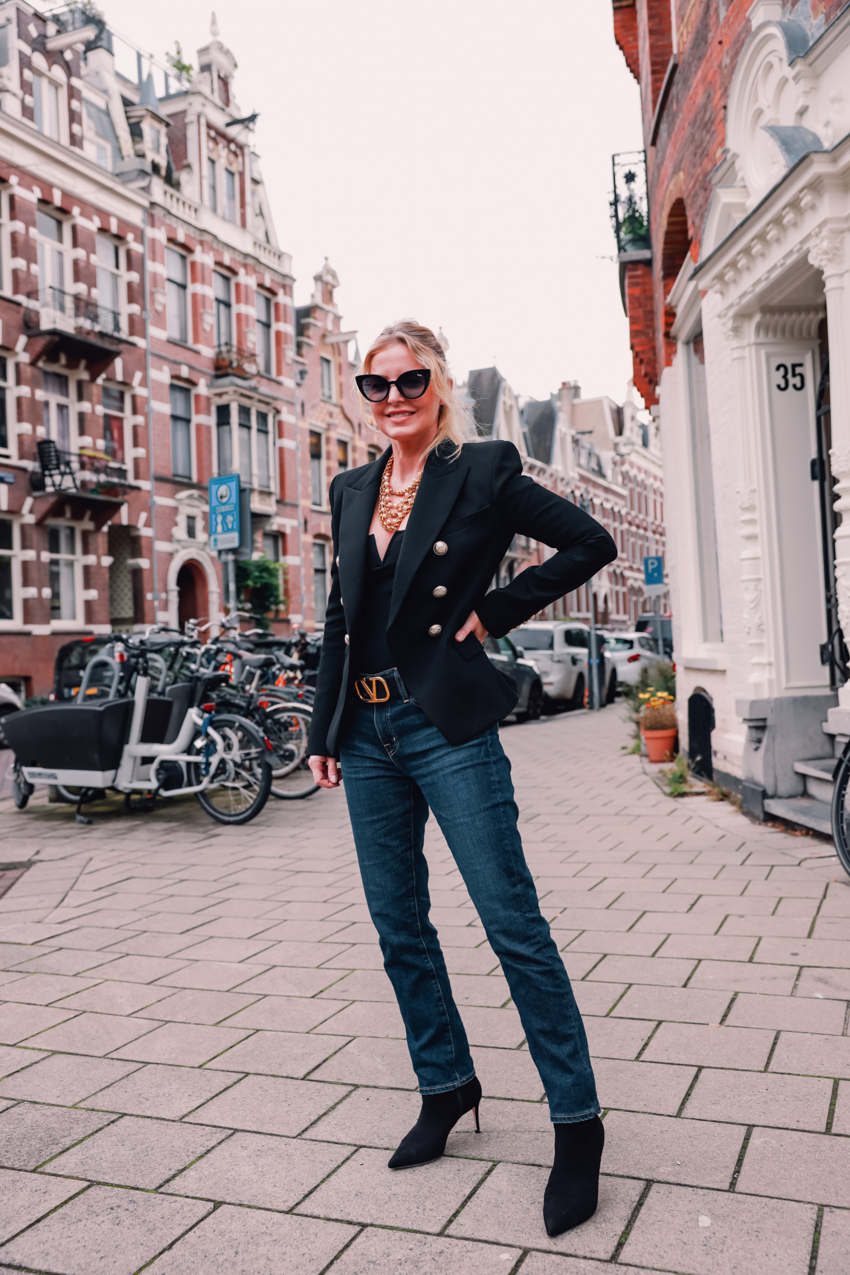 how to wear a blazer with jeans, relaxed fit jeans by AG on fashion blogger over 40 Erin Busbee of Busbee STyle in Amsterdam Holland