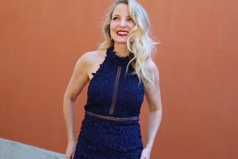 fashion blogger and style expert erin busbee wearing a halter neck, lace dress by bardot from nordstrom. Perfect for your upcoming holiday parties! 2016
