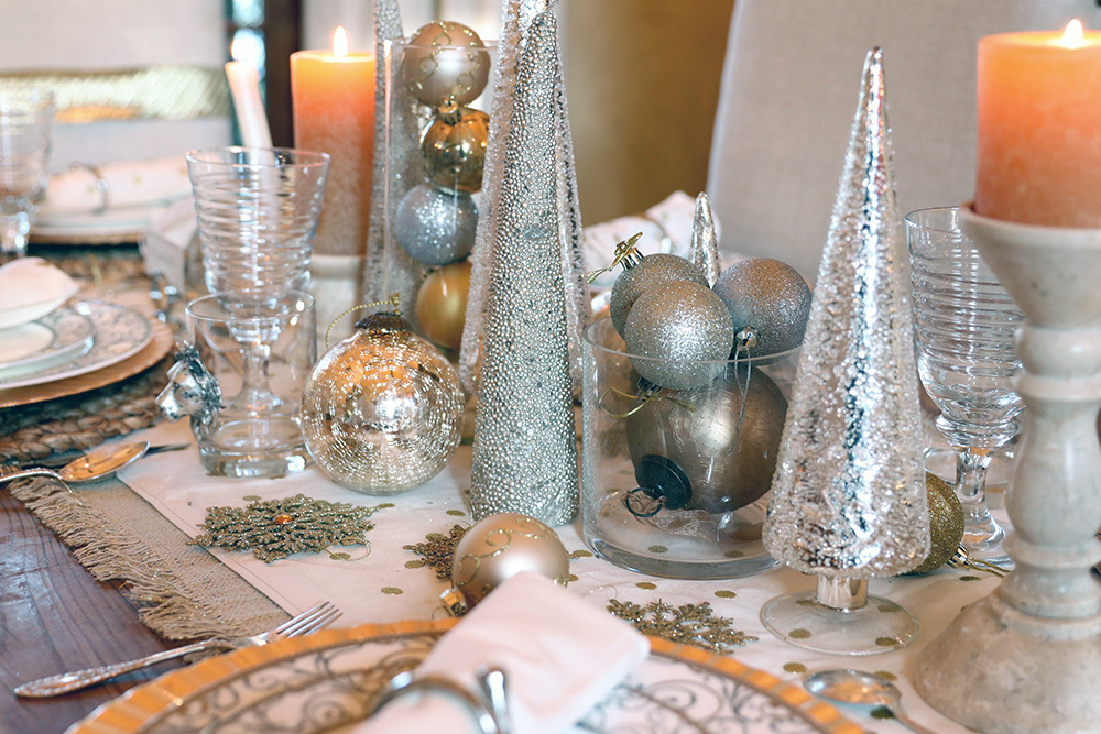 how to set your holiday dinner table with gold and silver