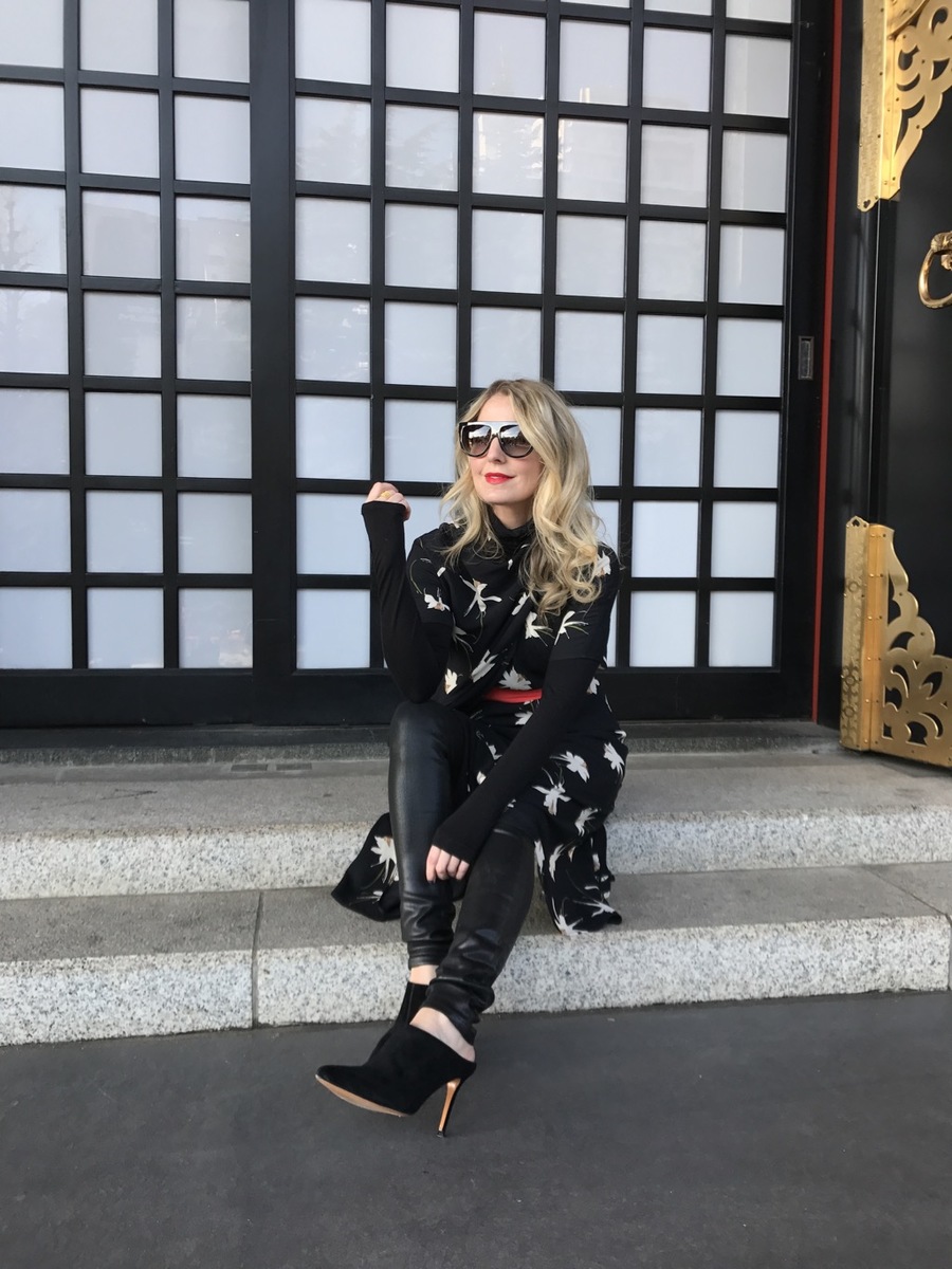 erin busbee at senso ji temple in tokyo japan wearing topshop floral print dress over citizens of humanity coated rocket skinny jeans with marc fisher mules and a halogen black turtleneck from nordstrom
