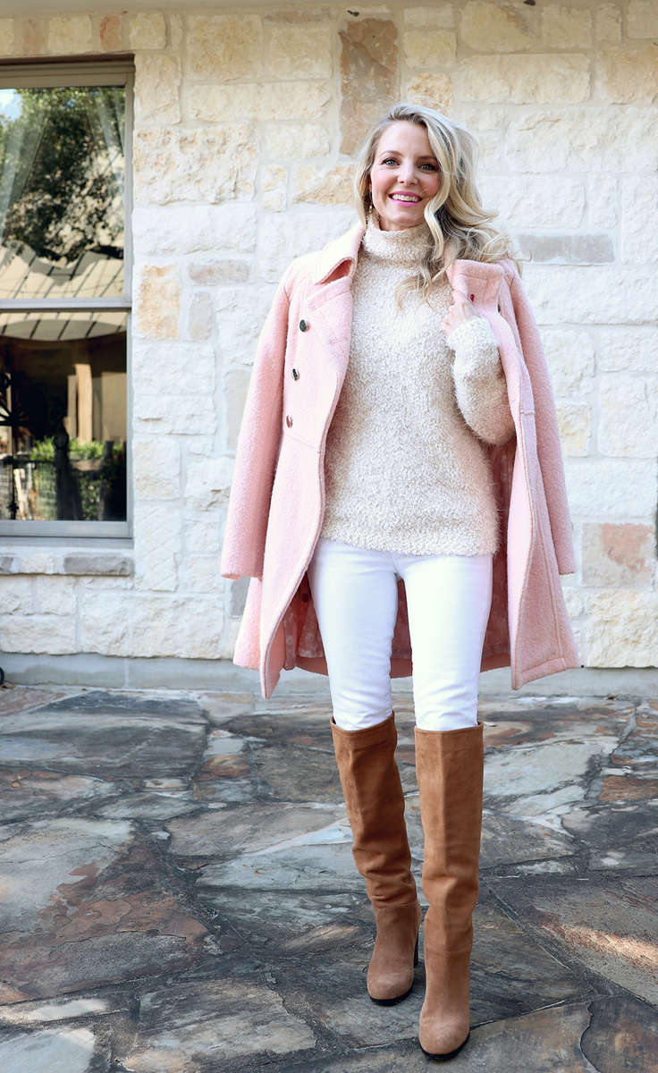 What to wear in the winter when you are sick of wearing black, pastel look from head to toe, very feminine and fresh, winter white