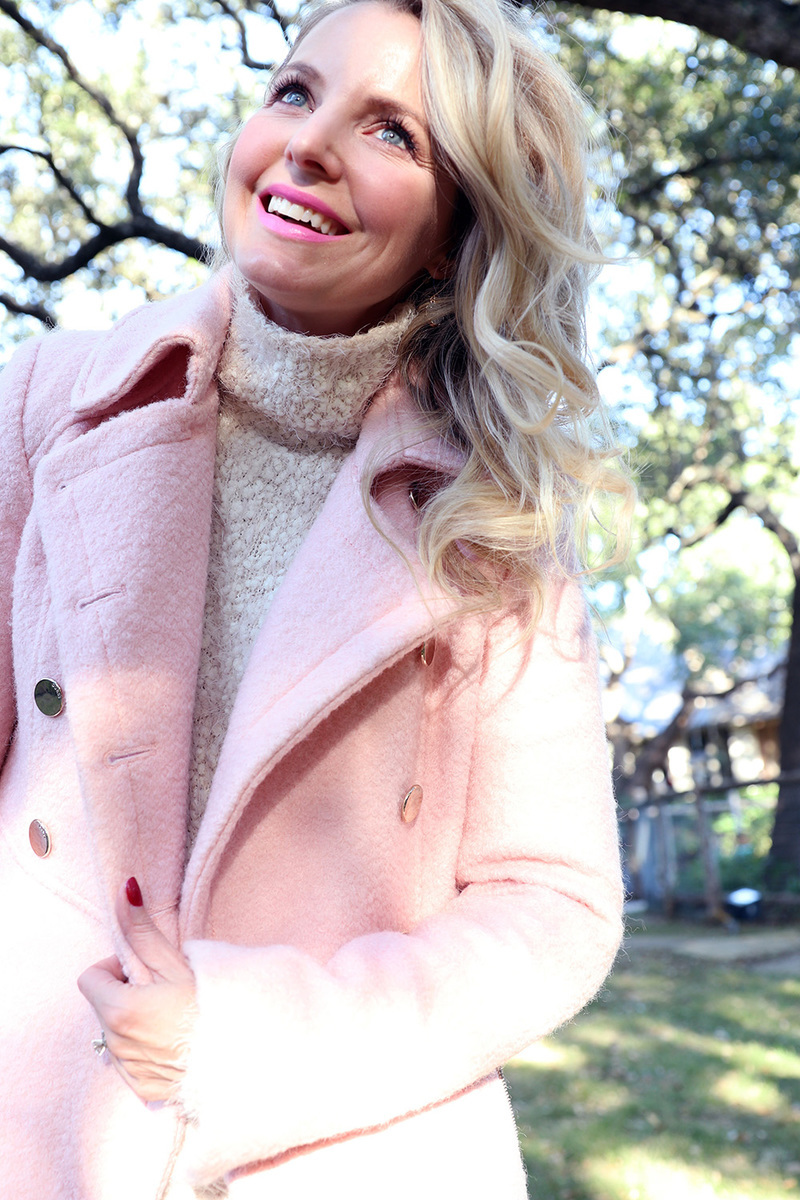 how to wear pink in the winter, shades of pink, winter coats that are beautiful and feminine, pastel colors in the winter
