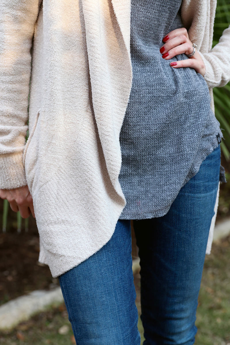 This cardigan sweater by barefoot dreams is SO comfortable and cozy