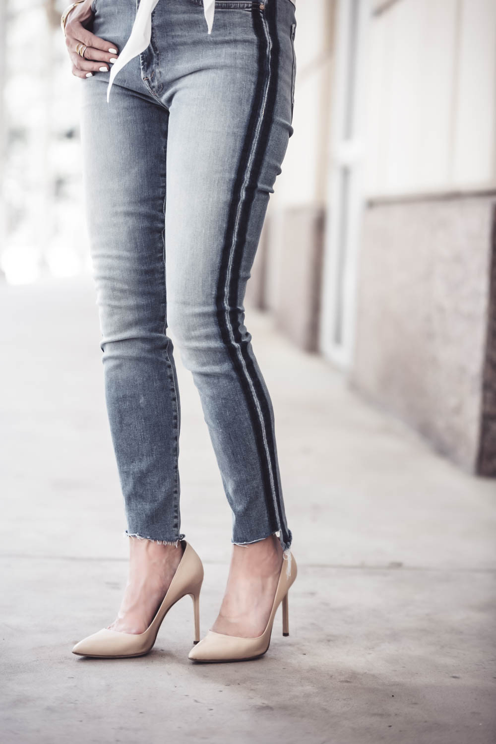 Mother Denim, Mother jeans in stunner ankle fray in kitty racing stripe, Awesome jeans! High rise with a step hem, VERY slimming and elongating