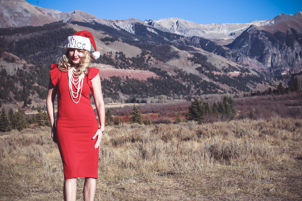 Holiday dress ideas, outfit ideas, erin busbee, fashion blogger, from Busbee Style wearing a red sheath dress from Nordstrom