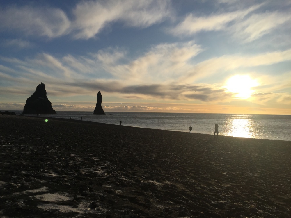 Iceland Trip | Lifestyle Blogger, Erin Busbee of Busbee Style and her family, daylight, hours of sunlight in November