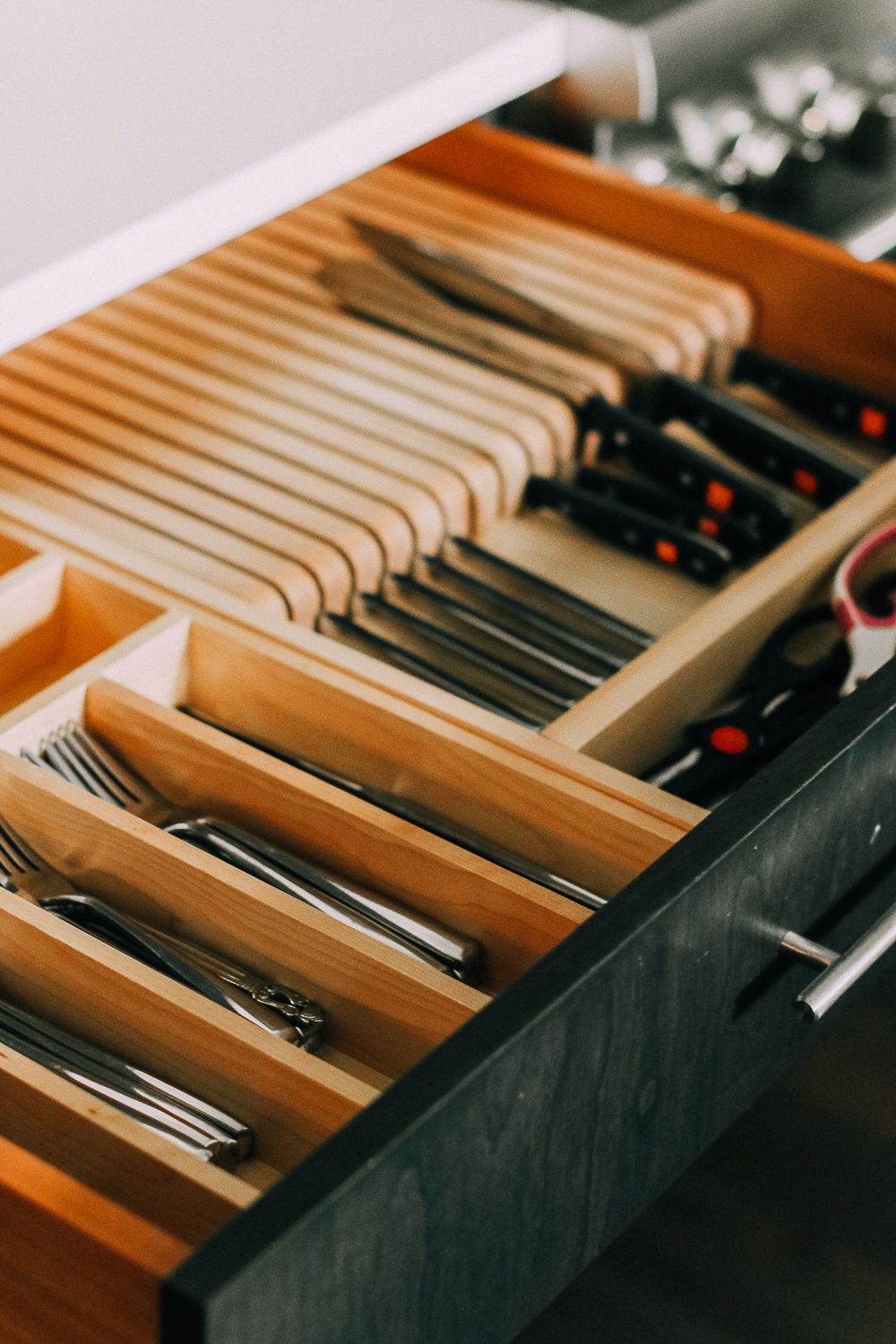 Top 5 Kitchen essentials modern mountain kitchen including in drawer bamboo organizers