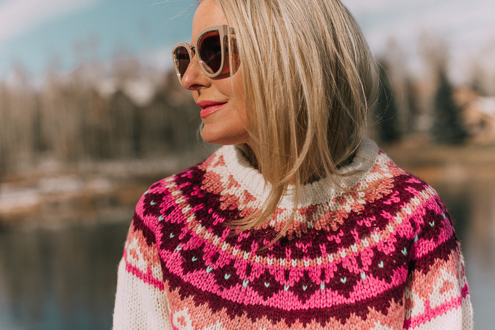 Best sweaters for fall for women 2018 featuring a pink and white fairisle sweater from JCPenney on blonde fashion blogger