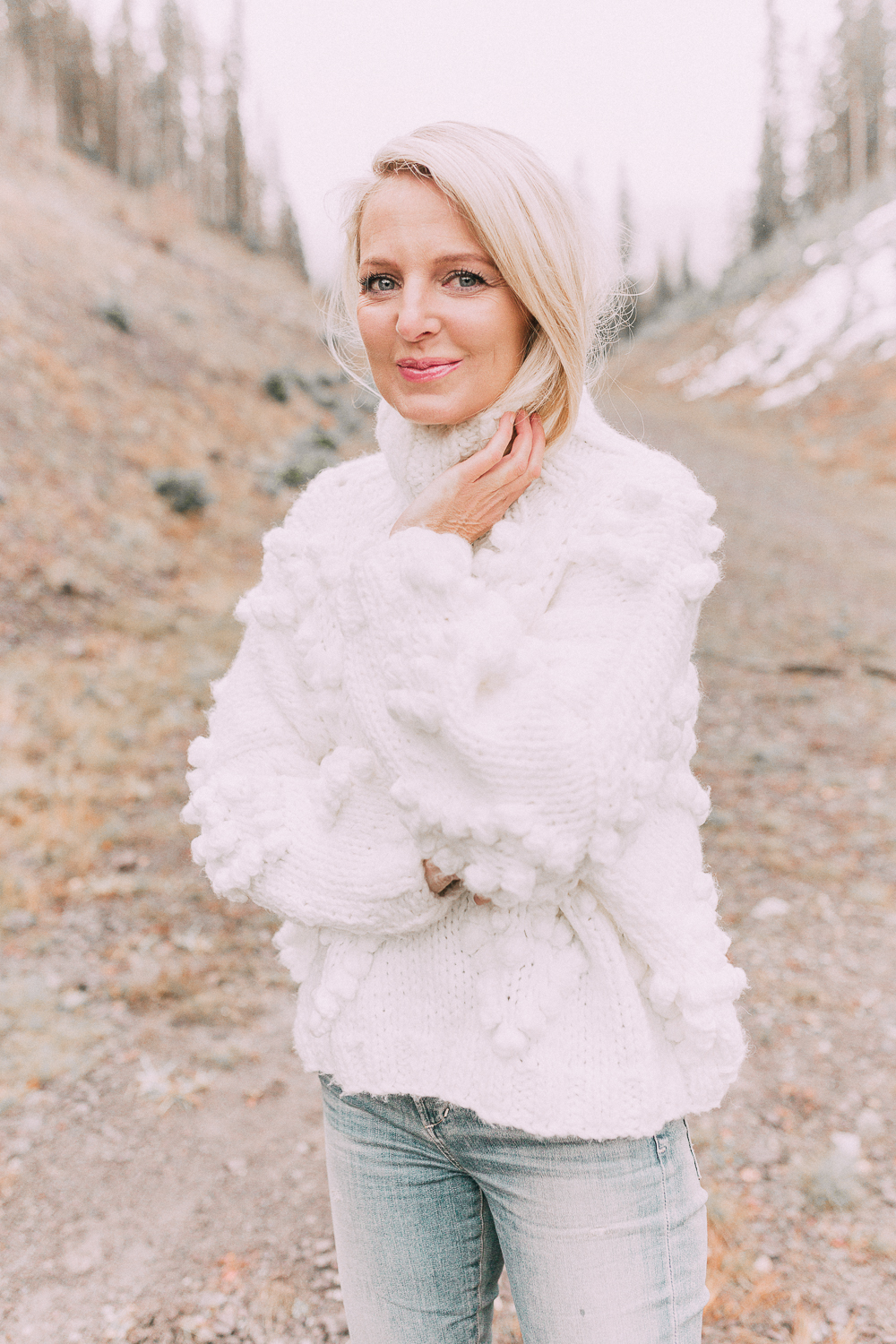 Holiday Giveaways and Holiday Gift Guides 2018 with fashion blogger Erin Busbee of BusbeeStyle.com