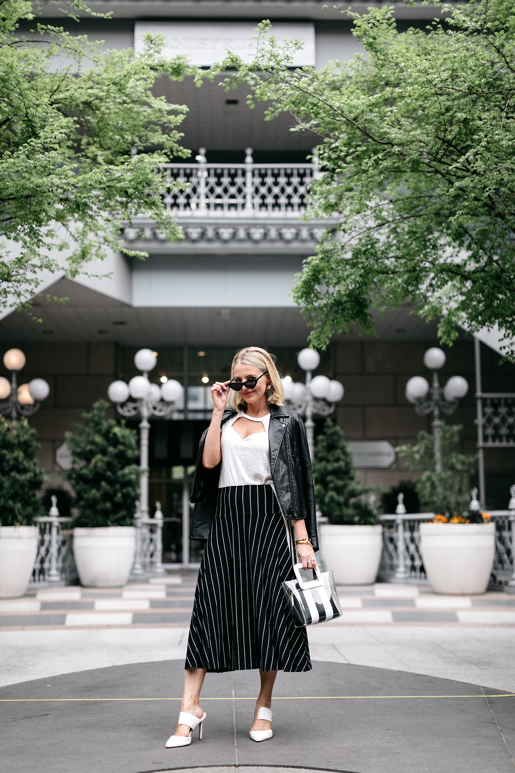 How To Mix Prints, Fashion blogger Erin Busbee of BusbeeStyle.com wearing a striped Norma Kamali skirt, white Sam Edelman Hope Pumps, white LNA tee, 