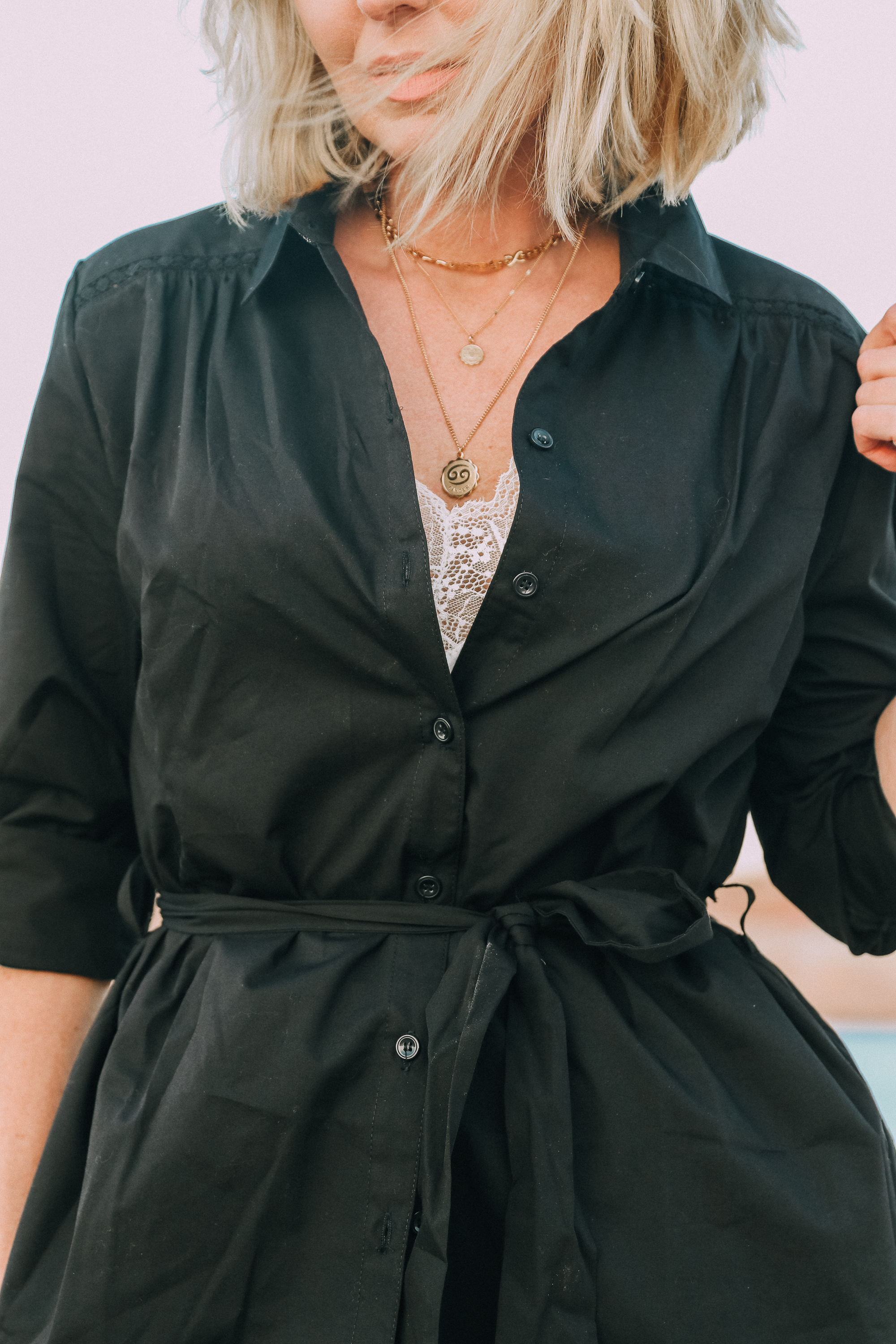 How To Wear A Shirtdress, fashion blogger erin busbee of busbeestyle.com at Lake Powell, Arizona wearing a black Time and Tru shirtdress with Sofia Vergara skinny jeans and Louise et Cie white pumps from Walmart