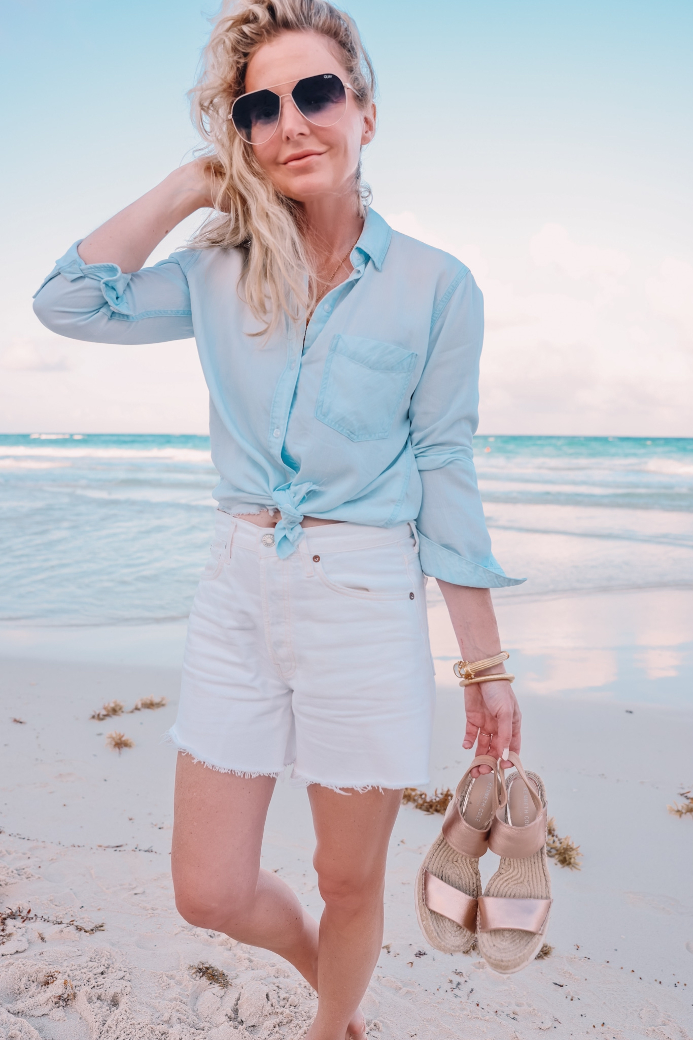 button down shirts, rails button down, chambray shirt, rails chambray shirt, white agolde jean shorts, white agolde denim shorts, denim shorts over 40, how to wear a button down, button down shirts for summer, best button down shirts, ways to wear shorts over 40