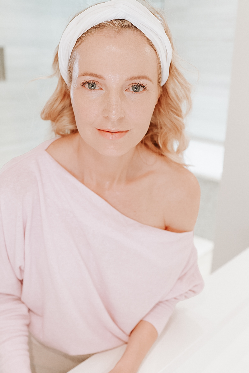 clean beauty - list of the most harmful ingredients, with beauty blogger over 40, Erin Busbee of Busbee style, younger looking skin, anti-aging tips, anti-aging products, retinol, pro-aging tips