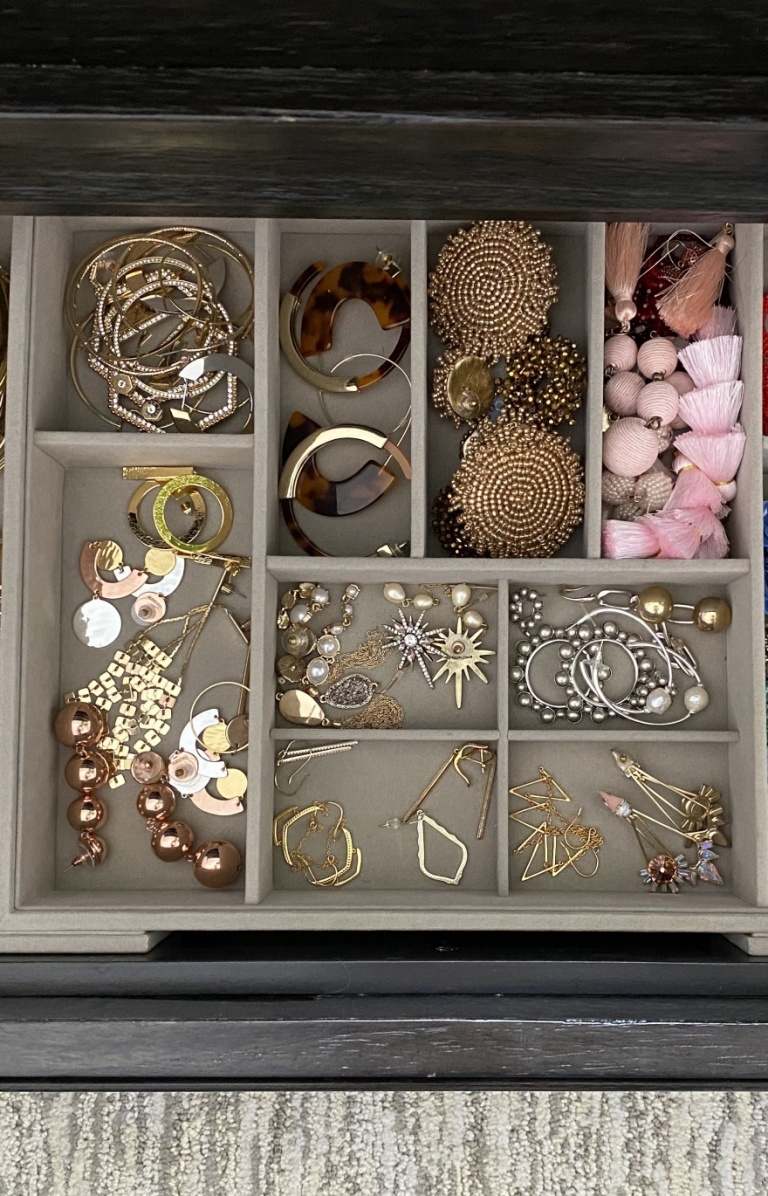 organized jewelry drawer in an expandable in drawer tray