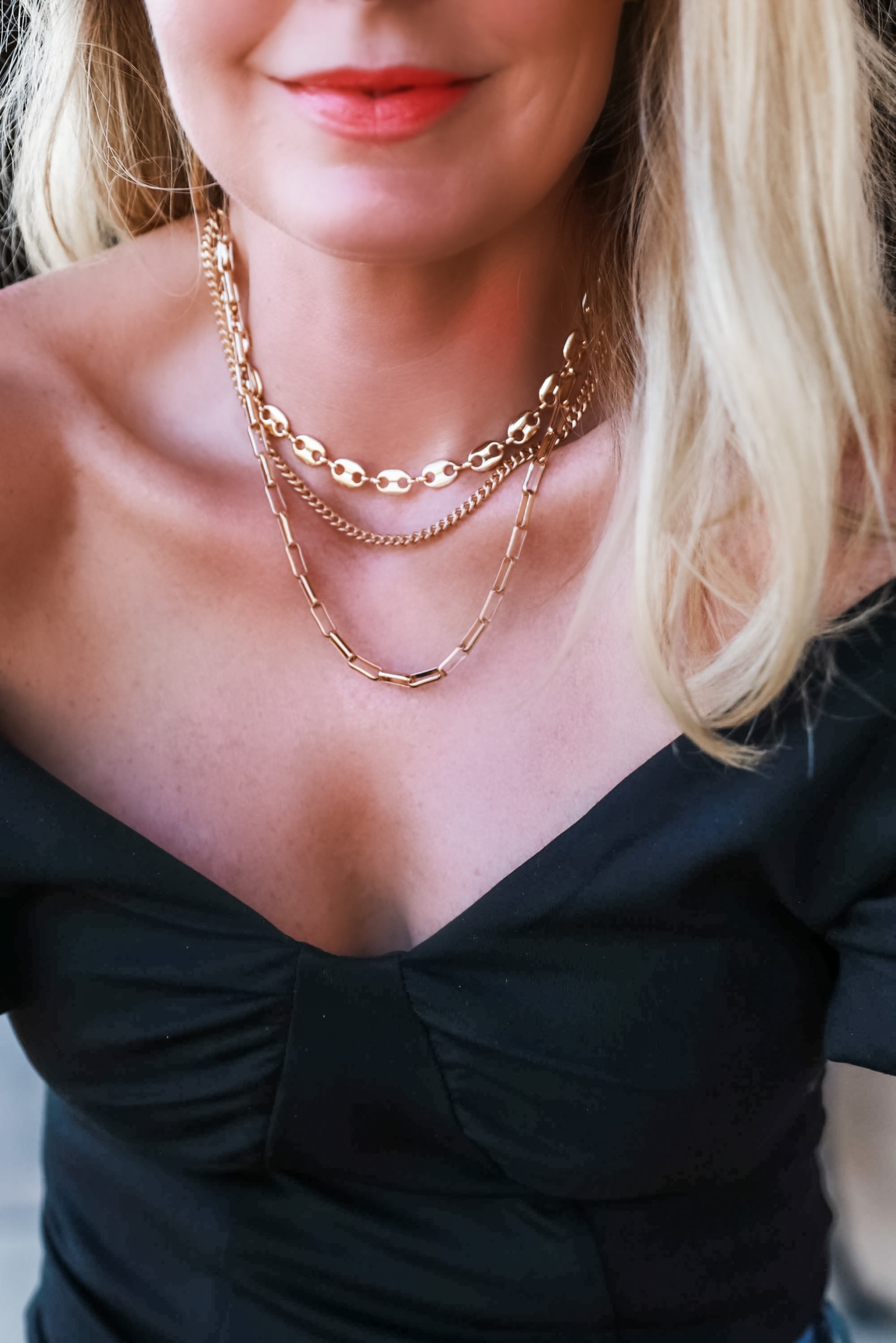 Express shiny gold layered three chain necklace