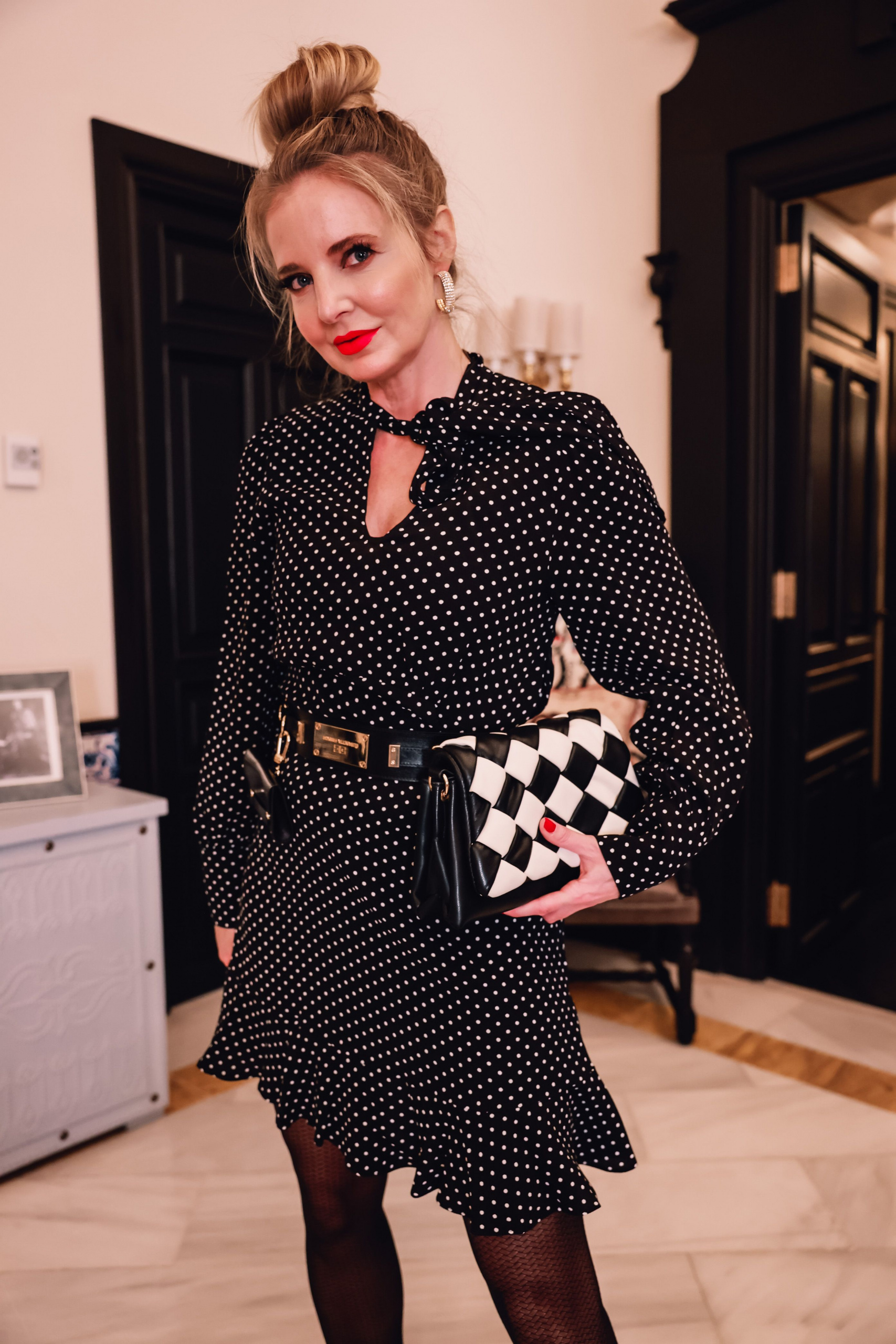 rin busbee, patterned tights, polka dot dress, schutz bette boots, black and white check mango bag, Hotel Alfonso XIII, office to date night outfit, office to date night dresses