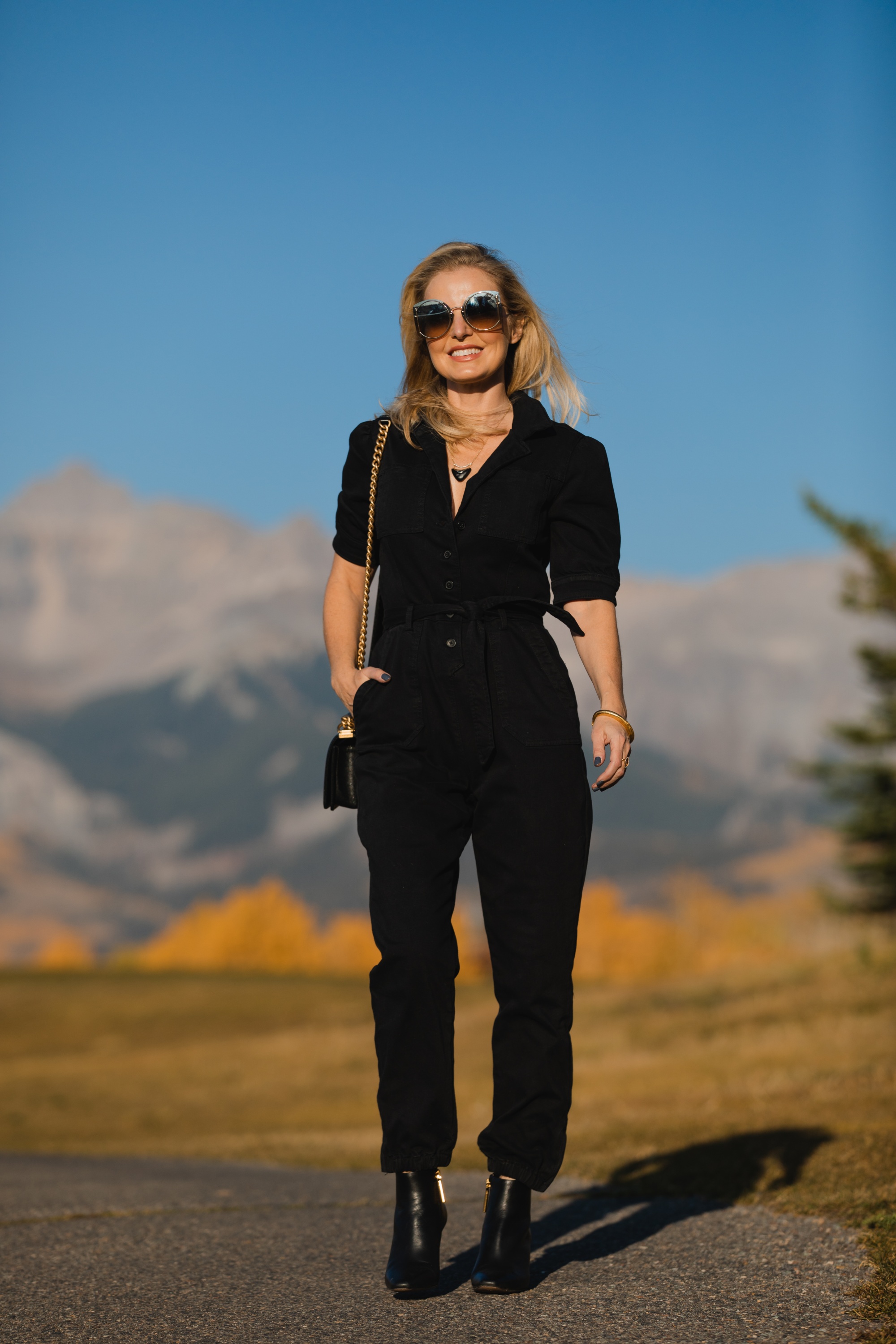 How to Style a Utility Jumpsuit to Look Chic 