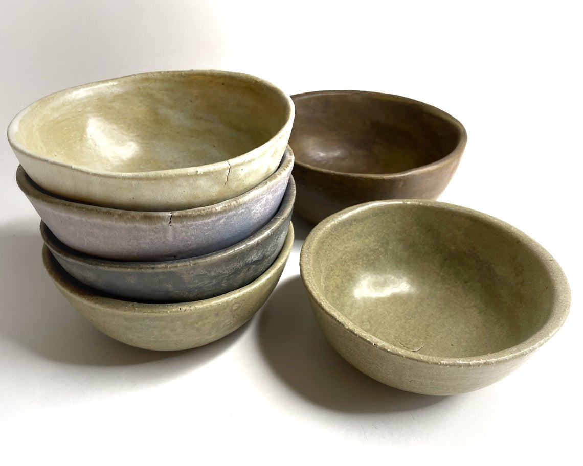 Japandi design wabi-sabi imperfect pottery bowls