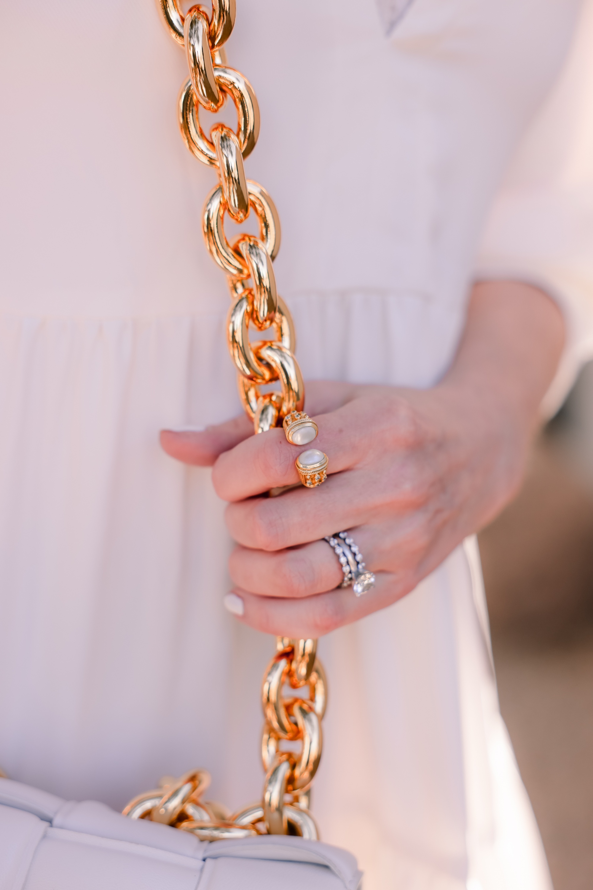 summer fashion accessories, summer accessories, julie vos ring, cuff ring, julie vos cuff ring, spring accessories, spring handbags, white handbags, bottega veneta bag, bottega veneta cassette bag, white dress, amanda uprichard white dress, white midi dress, erin busbee