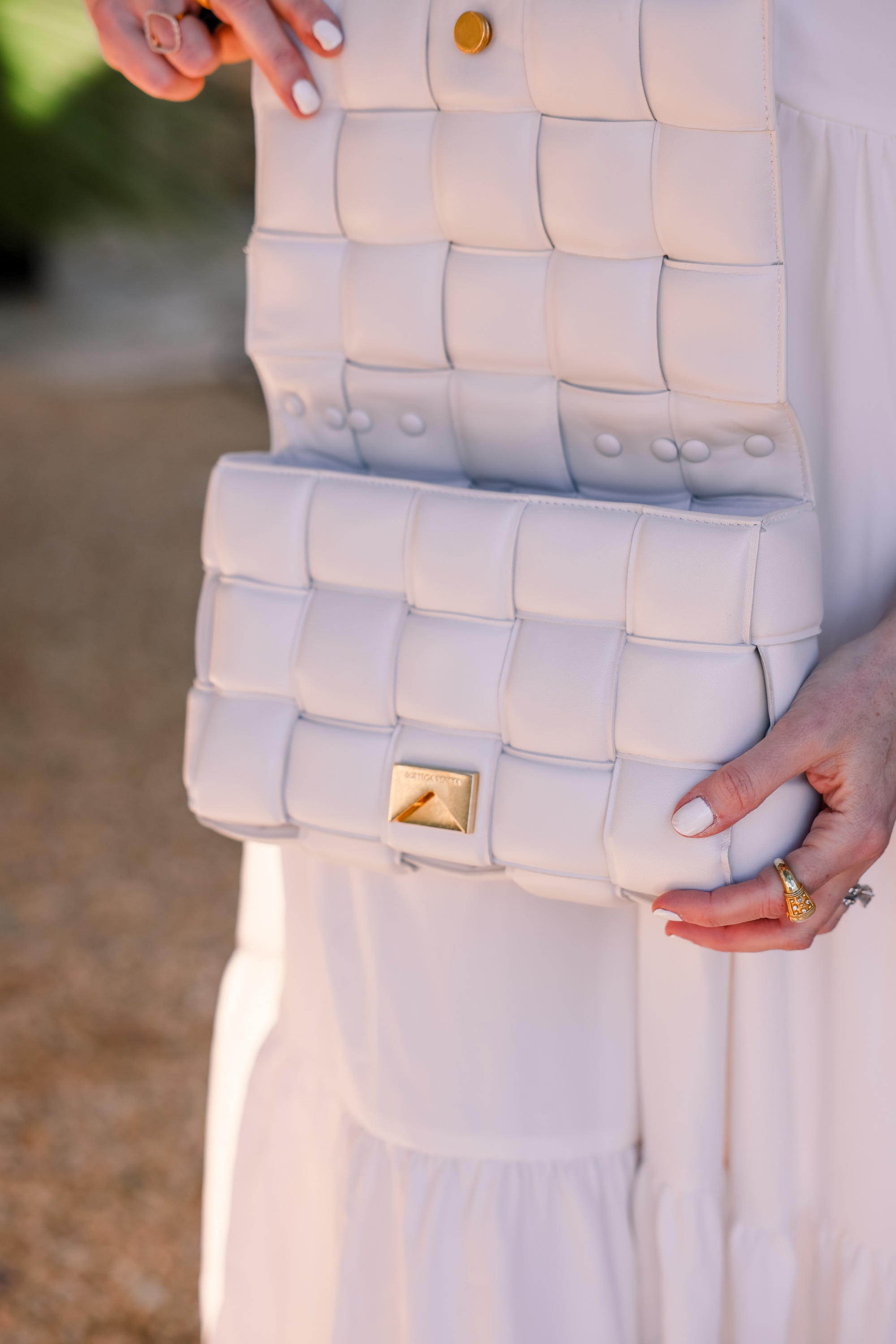 summer fashion accessories, summer accessories, spring accessories, spring handbags, white handbags, bottega veneta bag, bottega veneta cassette bag, white dress, amanda uprichard white dress, white midi dress, erin busbee