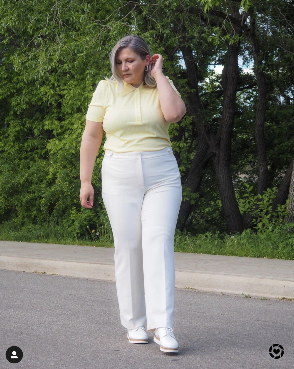 White Jeans Over 40 - Ana Pejkanovic @marchandmayblog, best white jeans, white jeans over 40, how to wear white jeans, white jeans outfit, white jeans outfit summer, outfits with white jeans, white pants