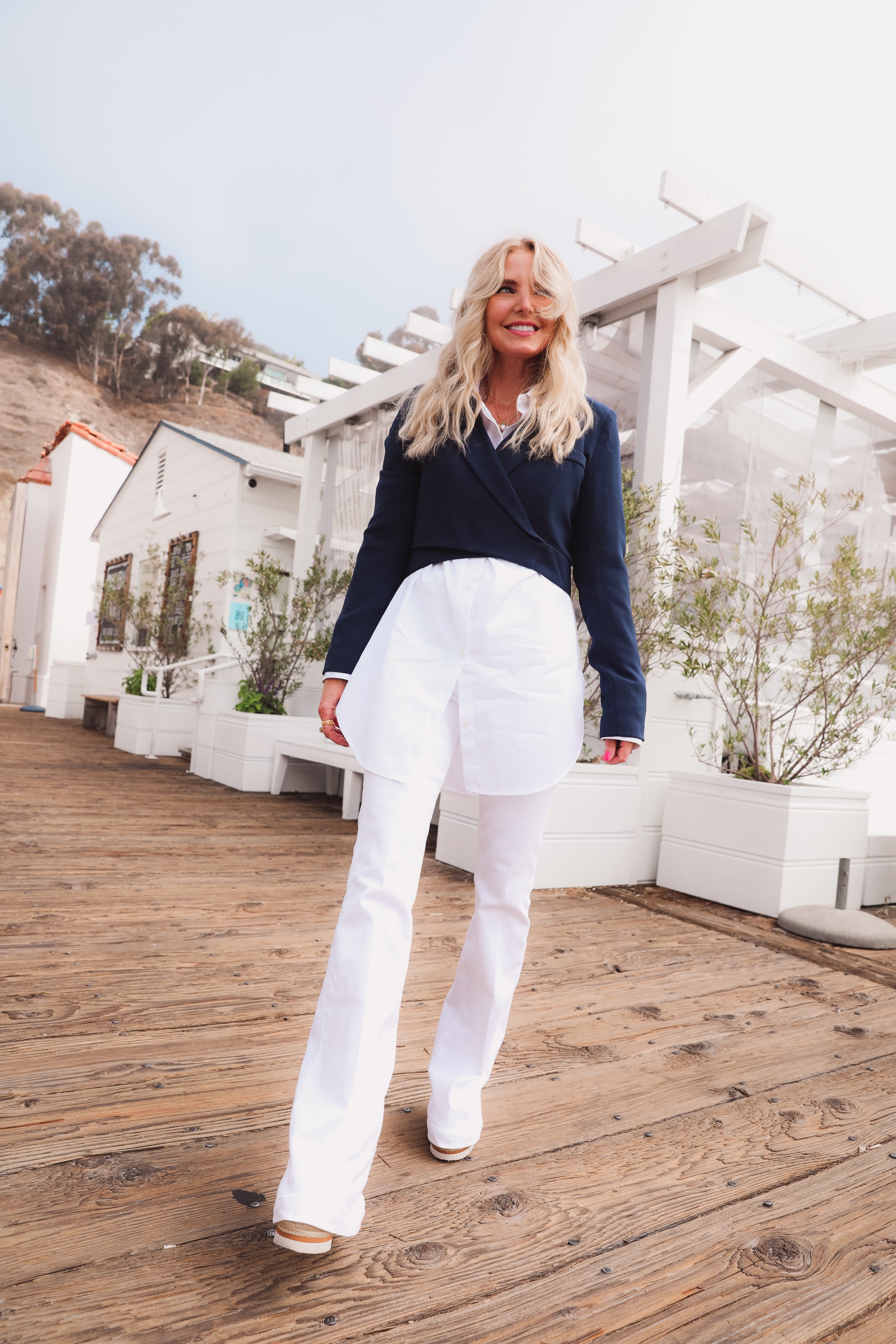 how to wear a cropped blazer, how to wear a cropped blazer over 40, how to wear cropped blazer, wear cropped blazer, navy cropped blazer, 4th & reckless cropped blazer, white open edit oversized button down, see by chloe wedges, white frame flare jeans, erin busbee, cropped blazer outfit