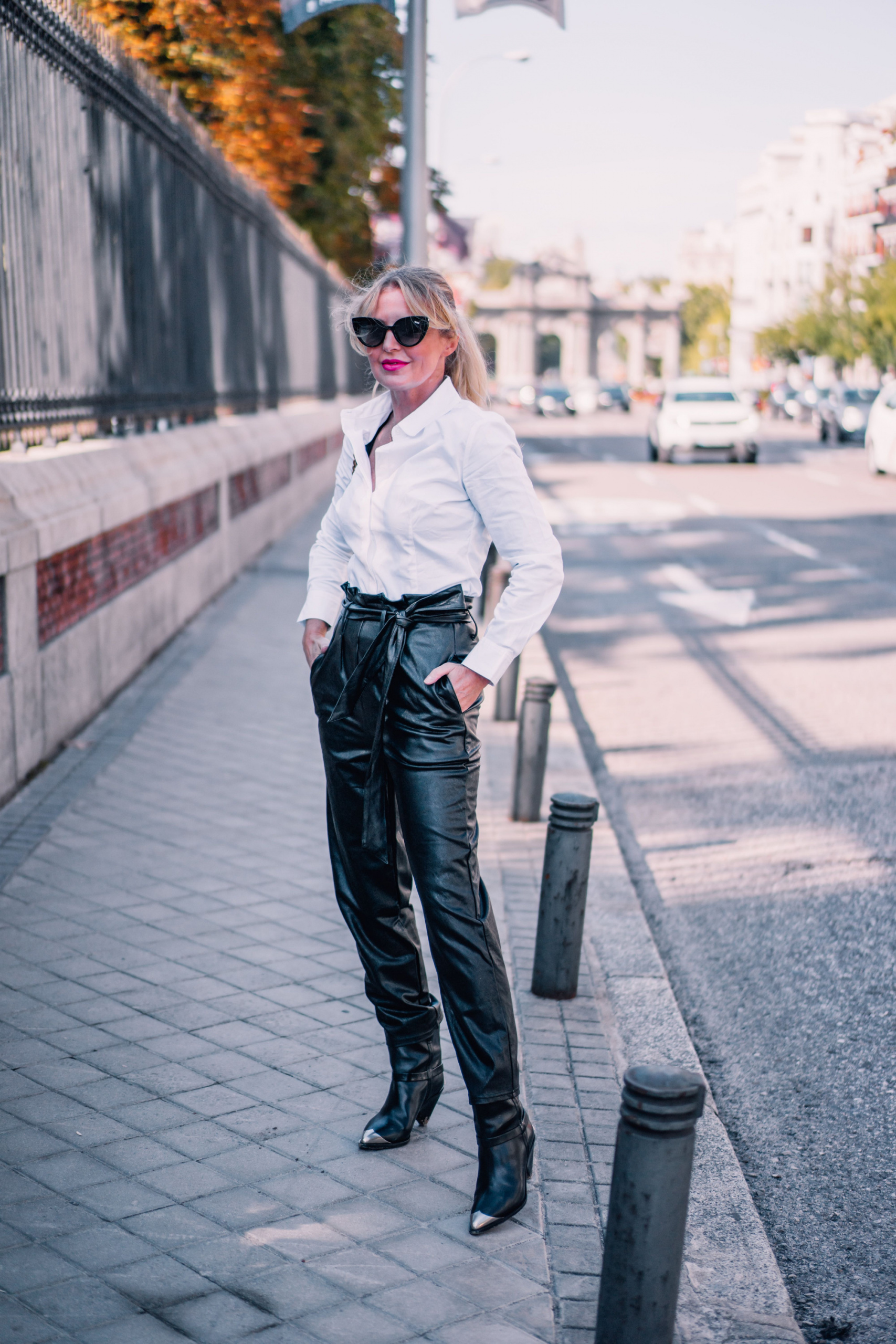 fashion trends, wearable fashion trends, spring fashion trends, fashion trends 2022, erin busbee fashion blogger over 40, leather trends, classic white button-down shirt, madrid, spain